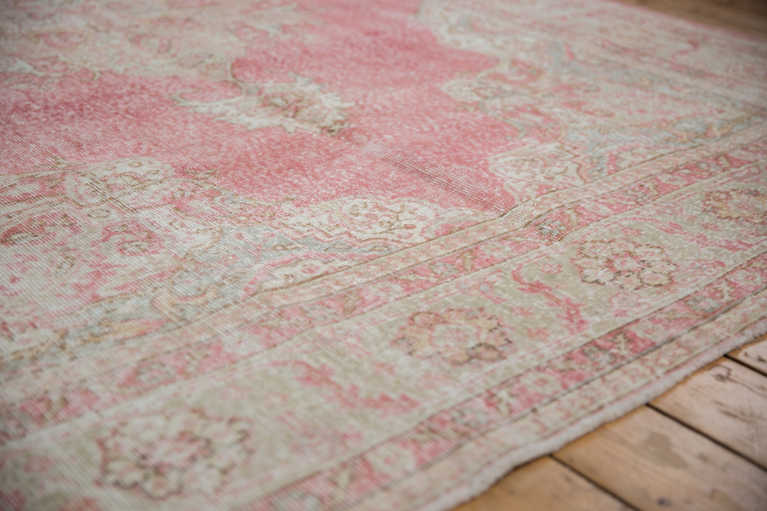 7x10.5 Vintage Distressed Sparta Carpet // ONH Item 10125 Image 3