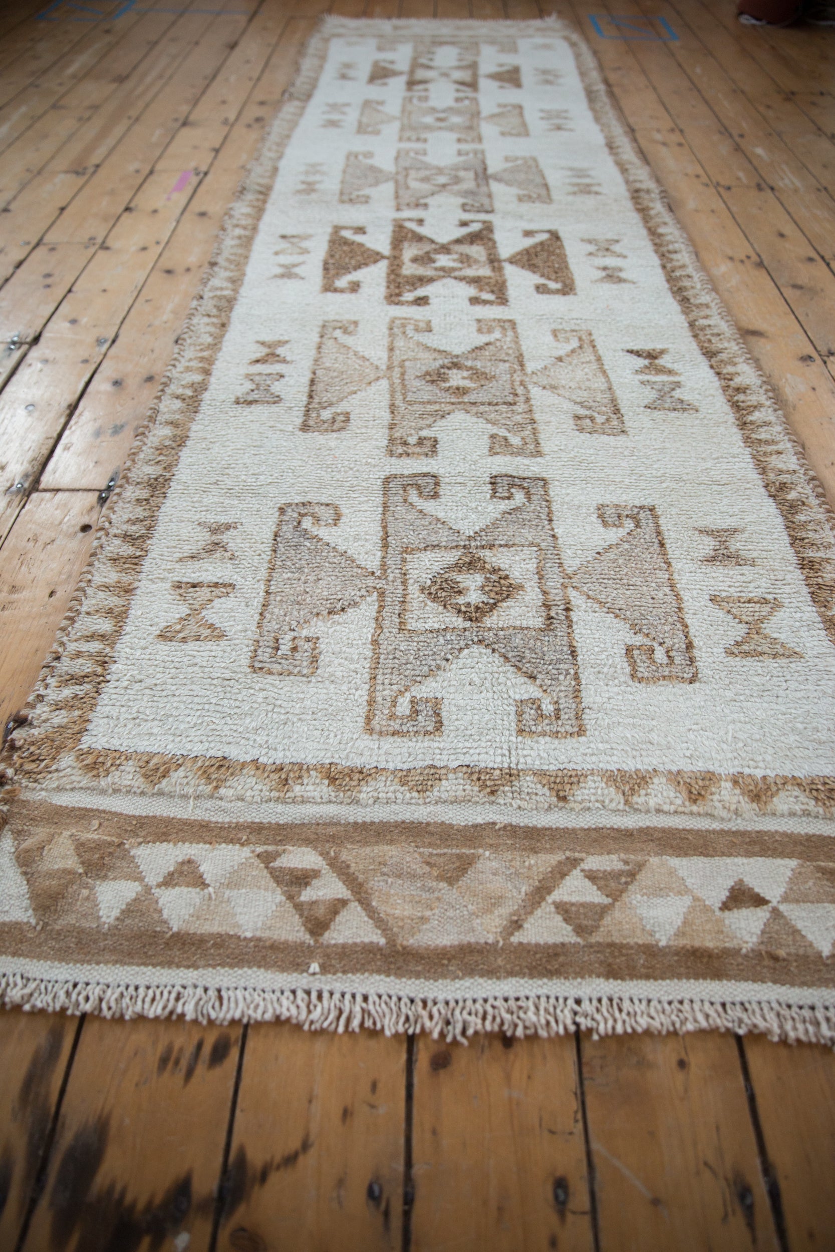 3x11.5 Vintage Distressed Kurd Rug Runner // ONH Item 10156 Image 2