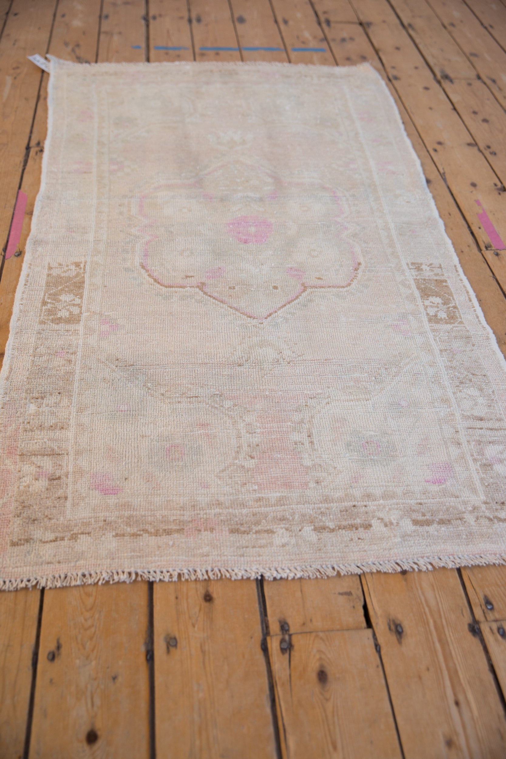 3x5.5 Vintage Distressed Oushak Rug // ONH Item 10244 Image 2