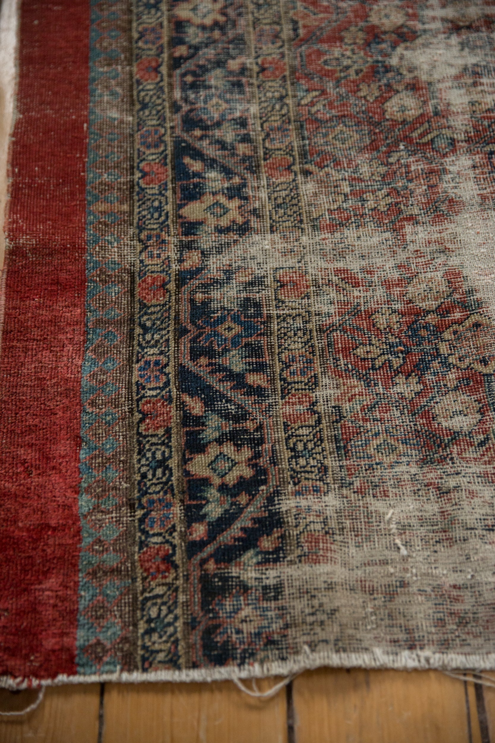2.5x5.5 Antique Fine Fragment Serab Rug Runner // ONH Item 10267 Image 4