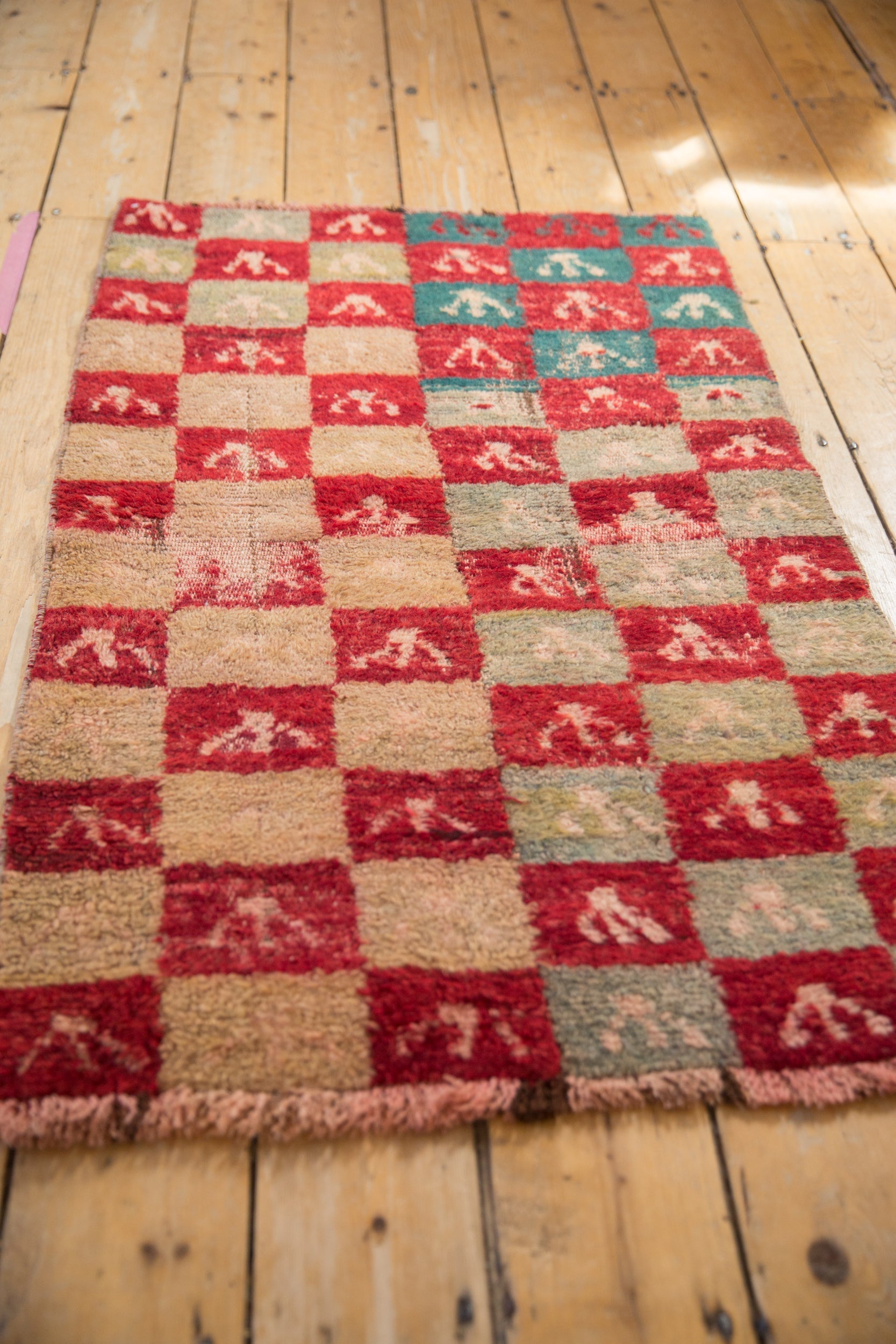 2.5x4 Vintage Distressed Tulu Rug // ONH Item 10377 Image 6