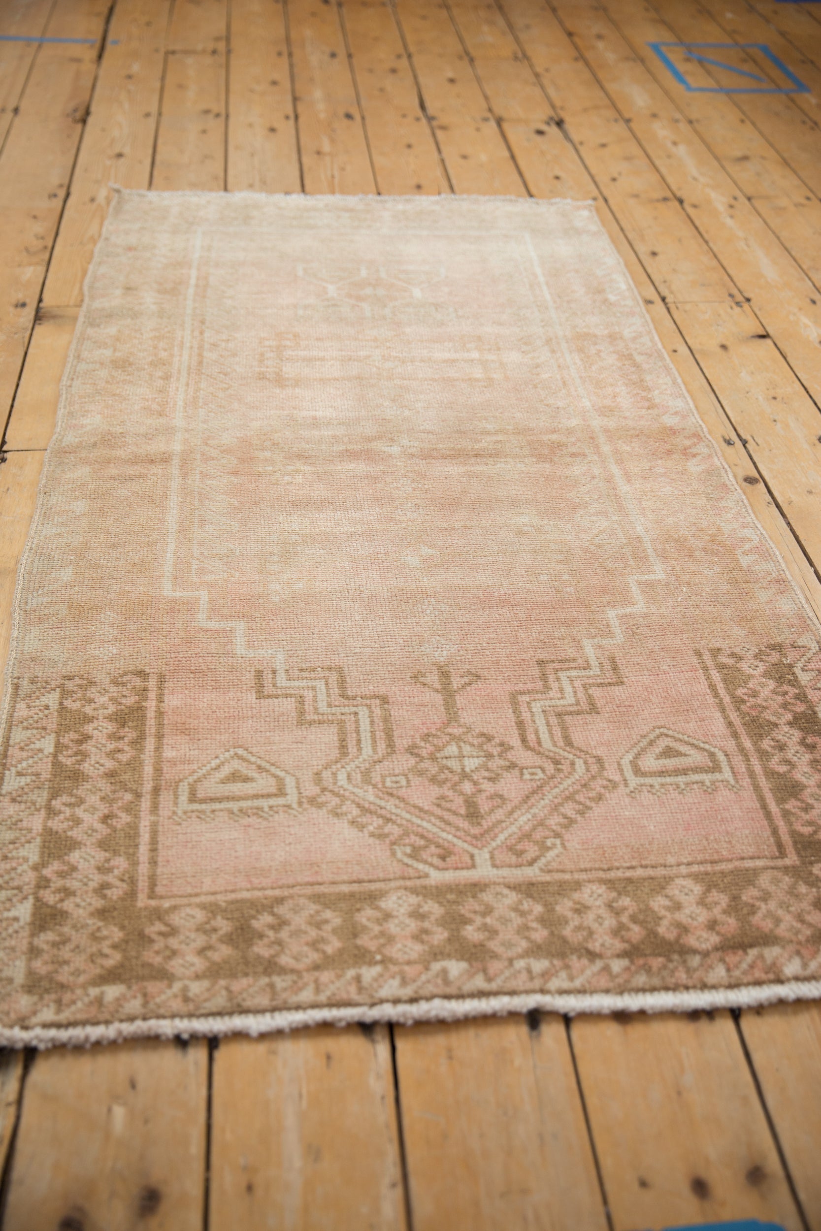 3x5.5 Vintage Distressed Oushak Rug // ONH Item 10378 Image 3