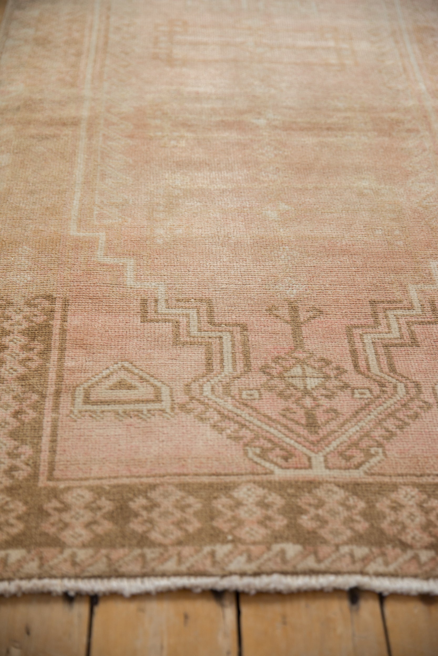 3x5.5 Vintage Distressed Oushak Rug // ONH Item 10378 Image 4