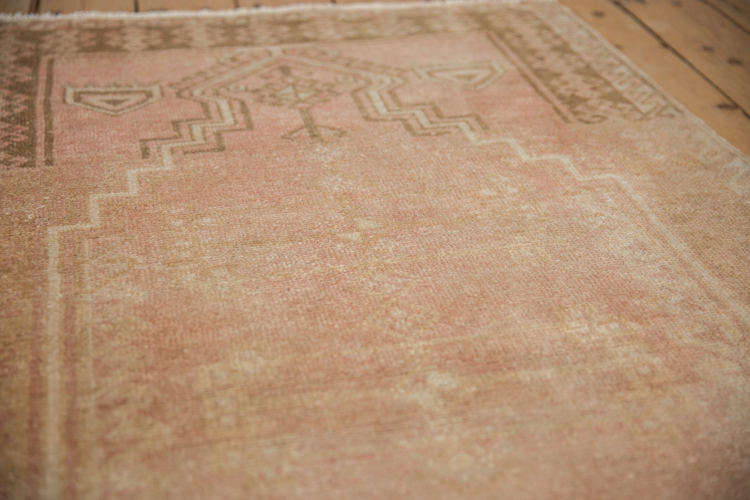 3x5.5 Vintage Distressed Oushak Rug // ONH Item 10378 Image 8