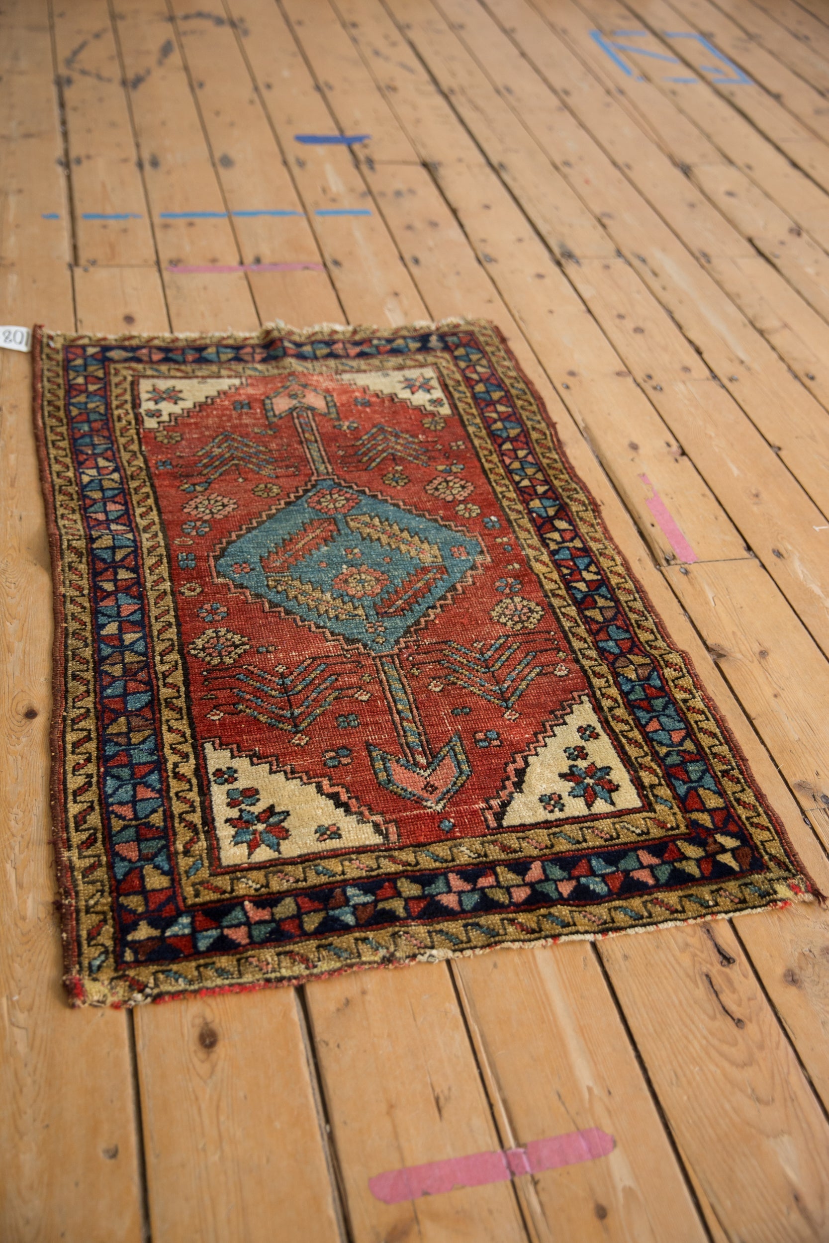 2.5x3.5 Antique Fine Heriz Rug // ONH Item 10859 Image 3