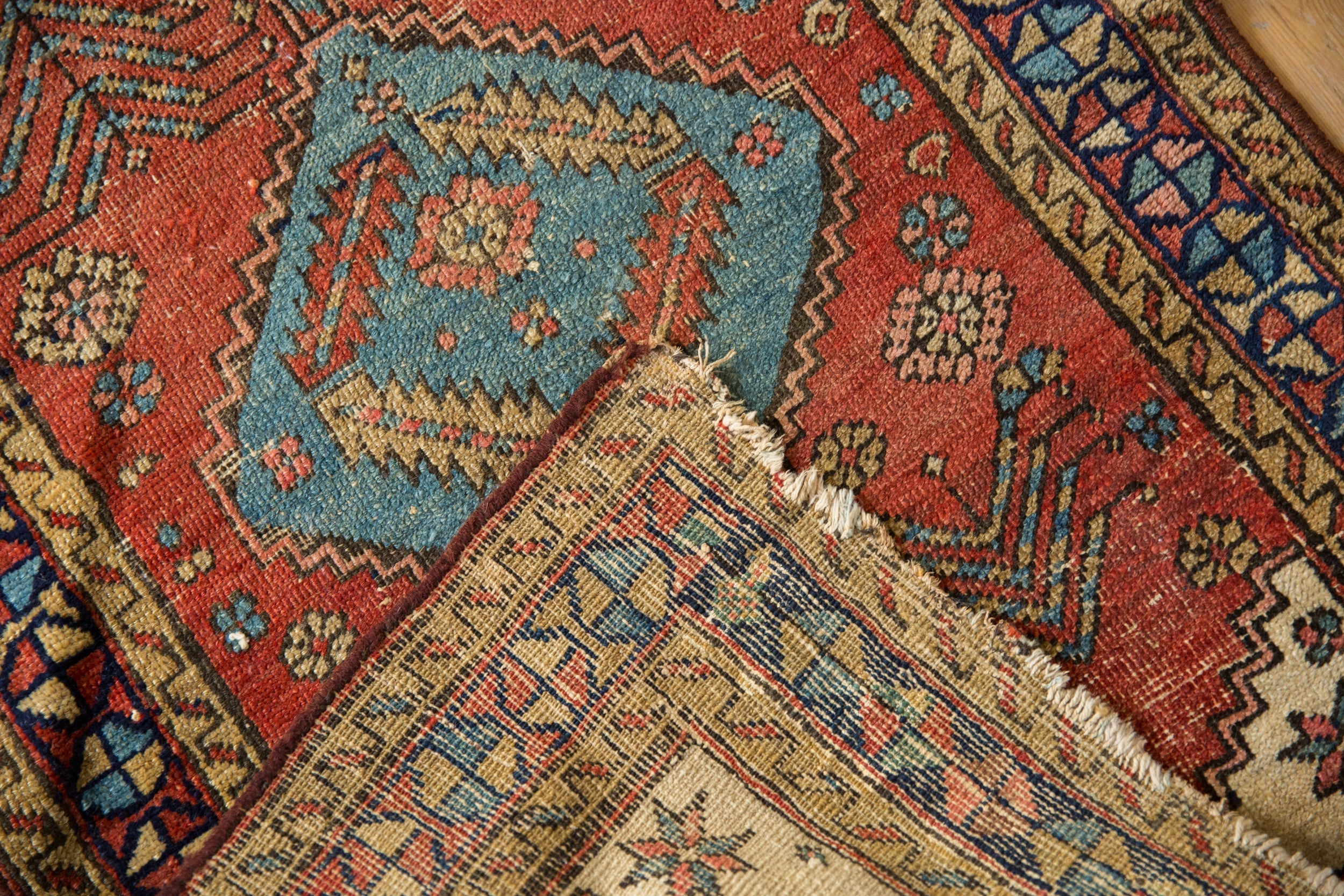 2.5x3.5 Antique Fine Heriz Rug // ONH Item 10859 Image 7