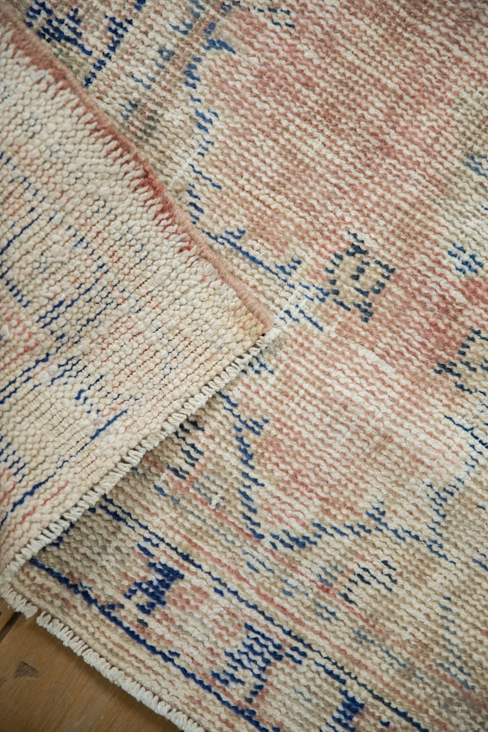 2.5x4.5 Vintage Distressed Oushak Rug // ONH Item 10903 Image 9