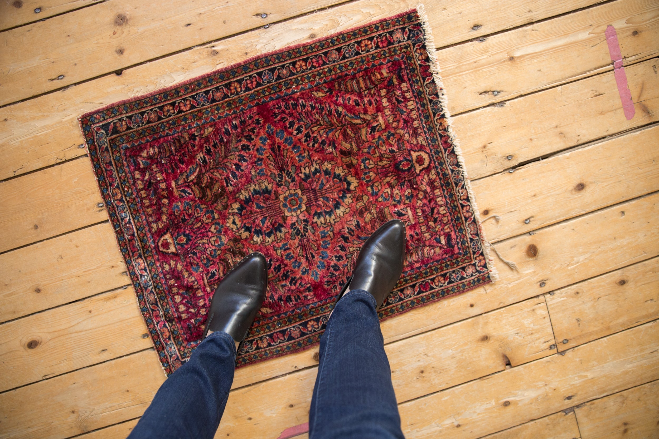 2x2.5 Vintage Fine American Sarouk Square Rug Mat // ONH Item 10905 Image 1