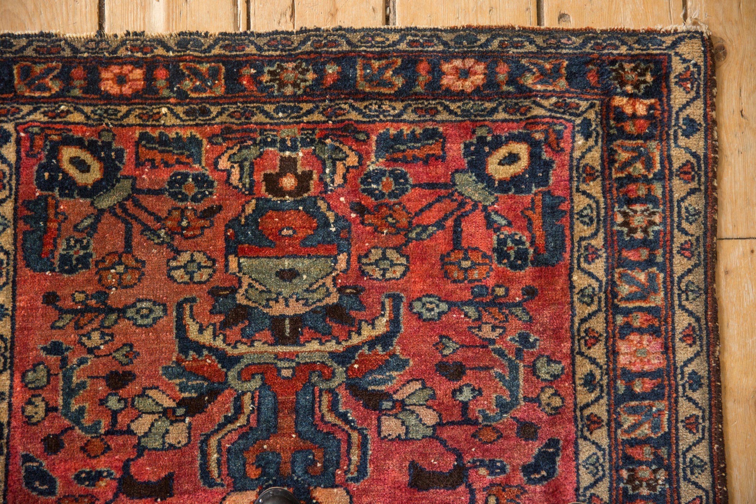 2.5x4 Vintage Fine Lilihan Rug // ONH Item 10907 Image 2