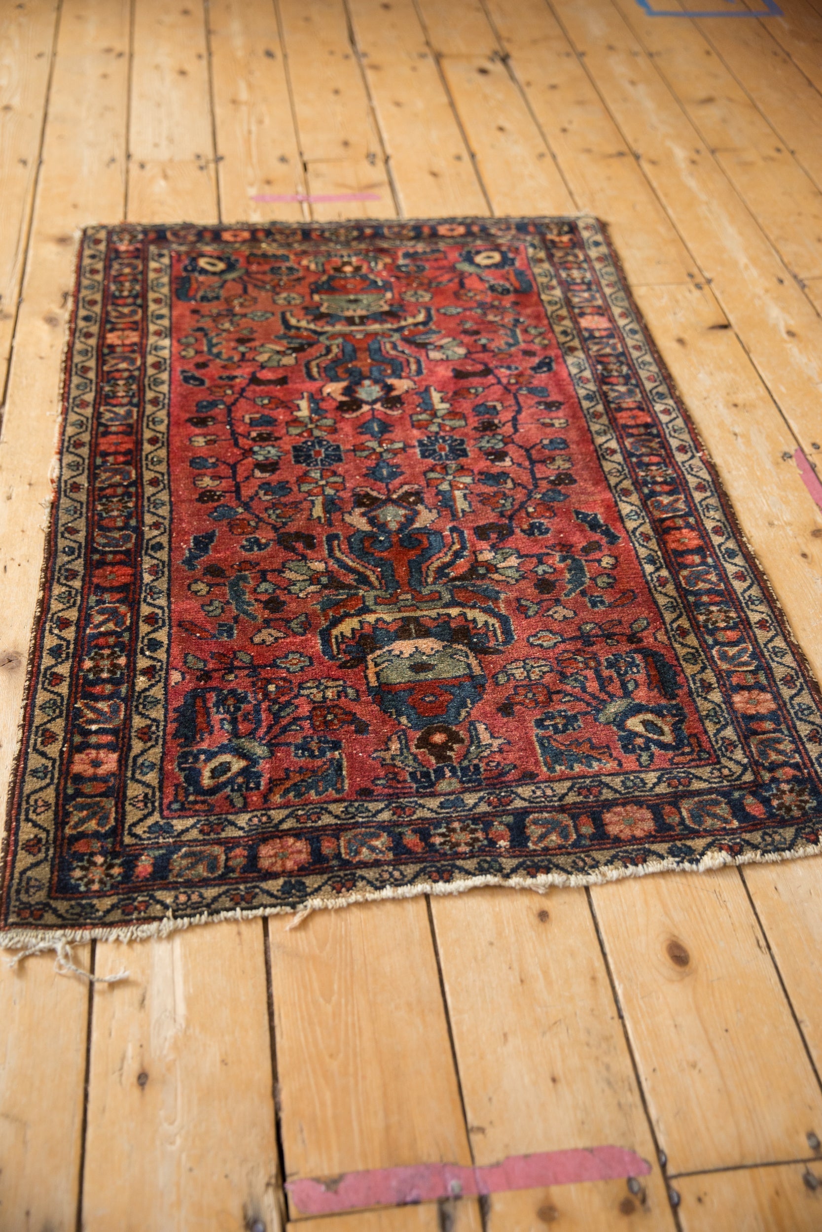 2.5x4 Vintage Fine Lilihan Rug // ONH Item 10907 Image 4