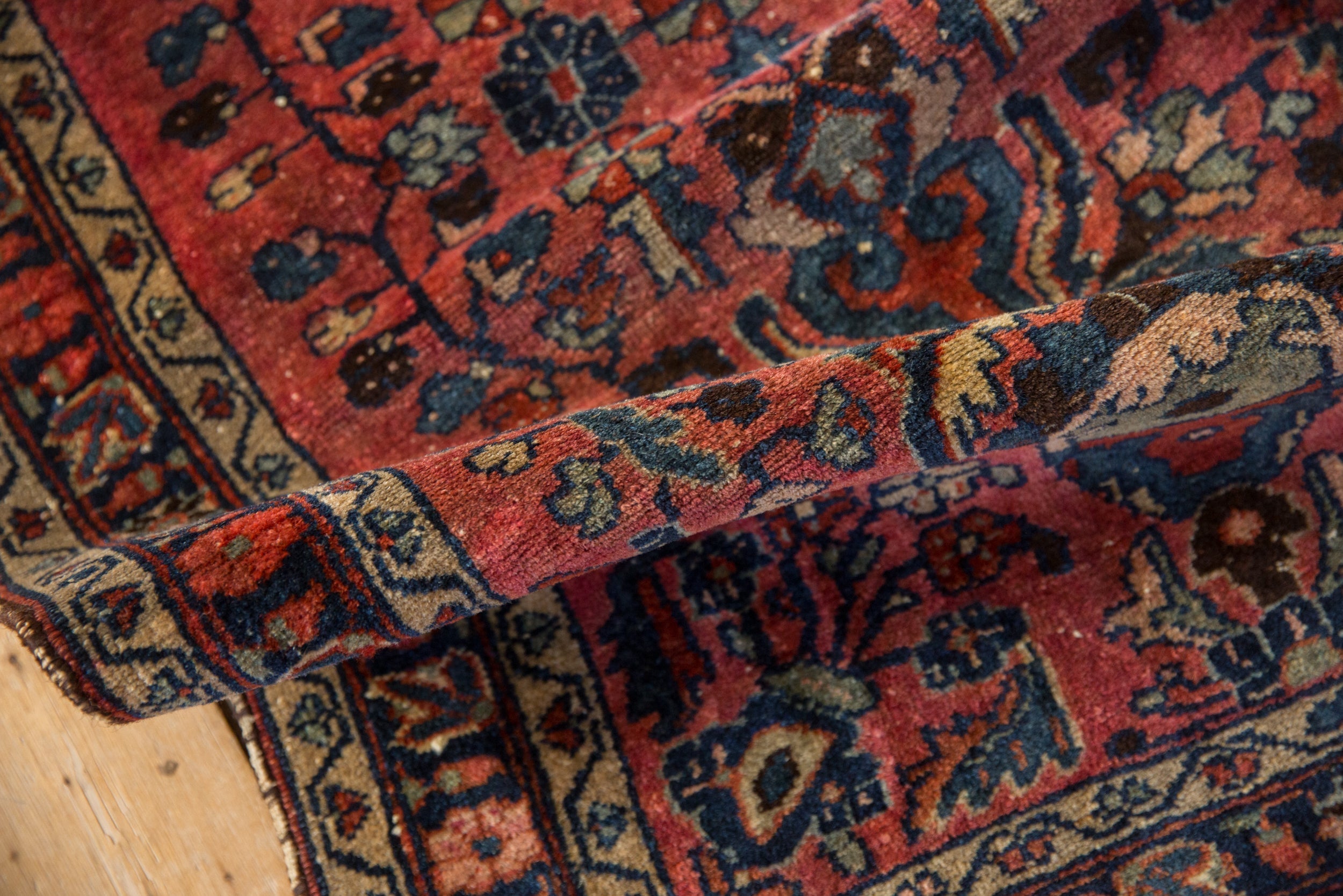 2.5x4 Vintage Fine Lilihan Rug // ONH Item 10907 Image 6