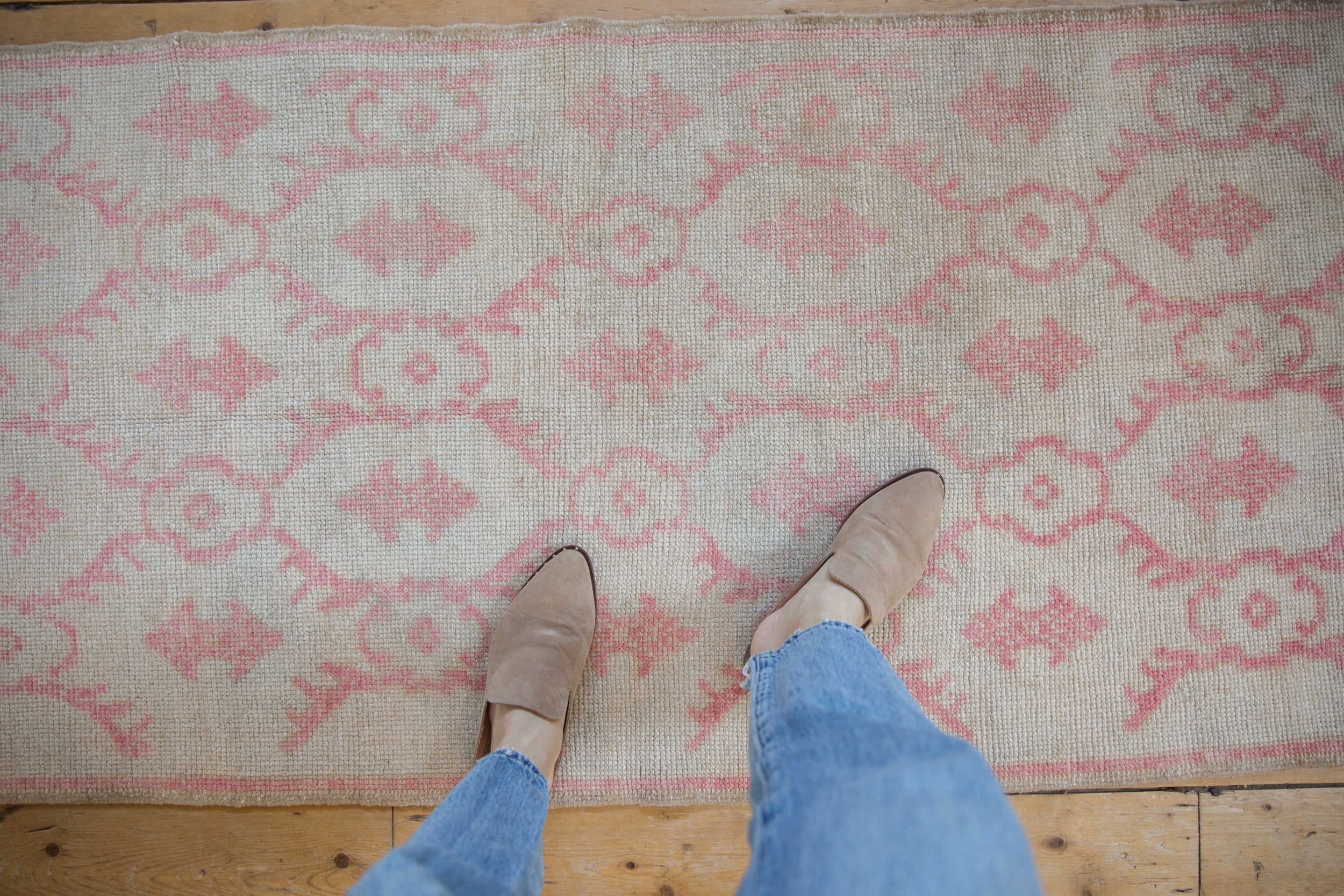 2.5x6.5 Vintage Distressed Oushak Rug Runner // ONH Item 10952