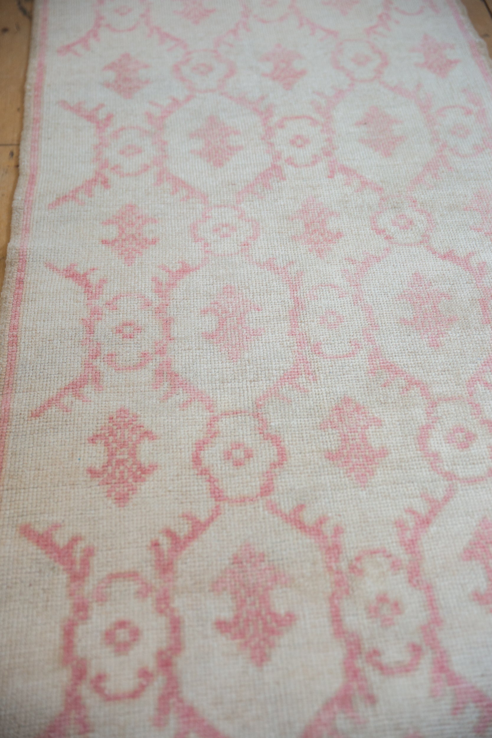 2.5x6.5 Vintage Distressed Oushak Rug Runner // ONH Item 10952 Image 2