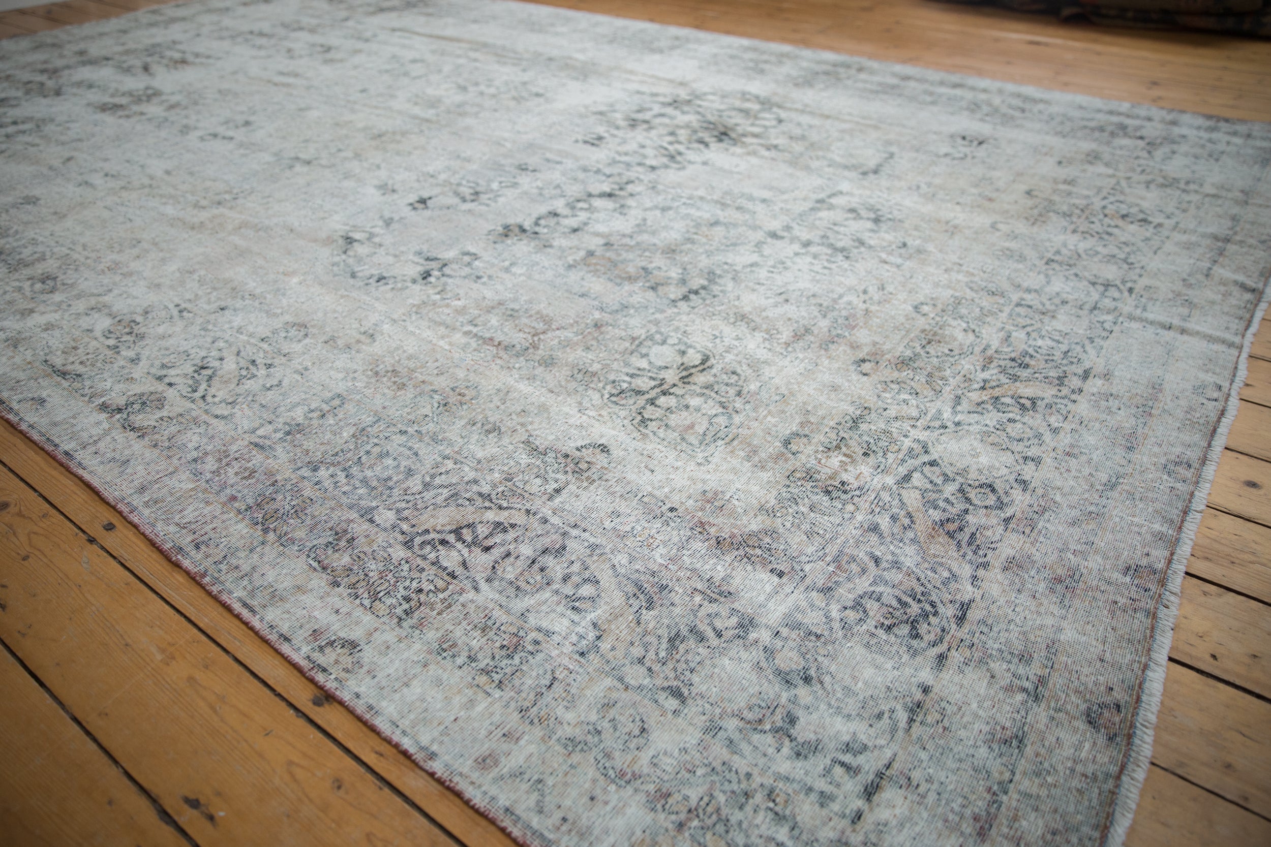 8.5x13.5 Antique Distressed Kerman Carpet // ONH Item 10985 Image 3