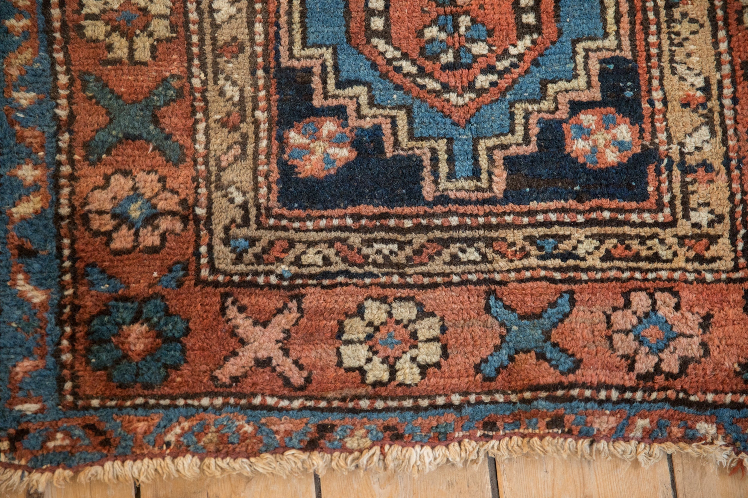 2.5x4.5 Antique Heriz Rug // ONH Item 11610 Image 6