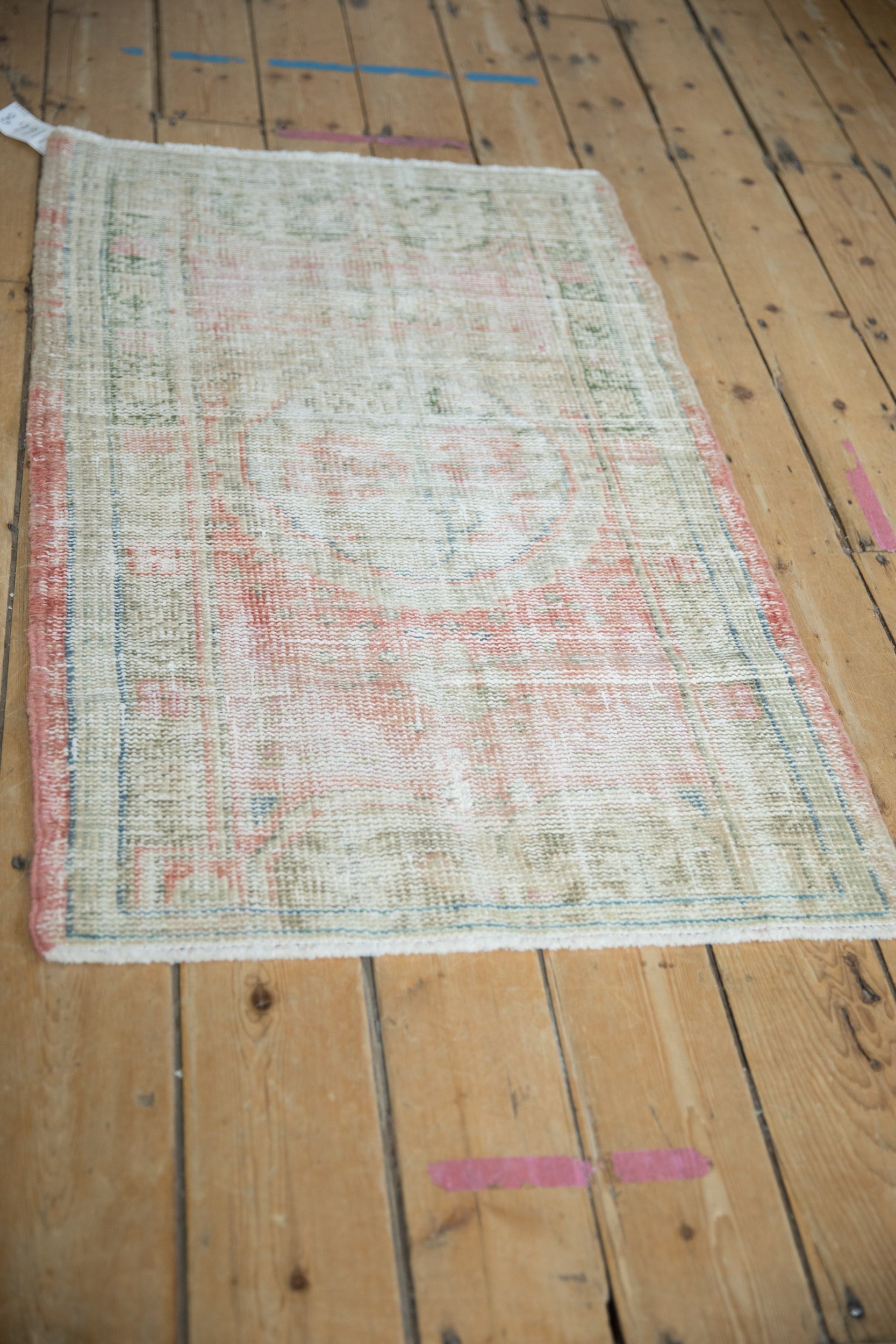 Vintage Distressed Oushak Rug // ONH Item: 11668, Image 2