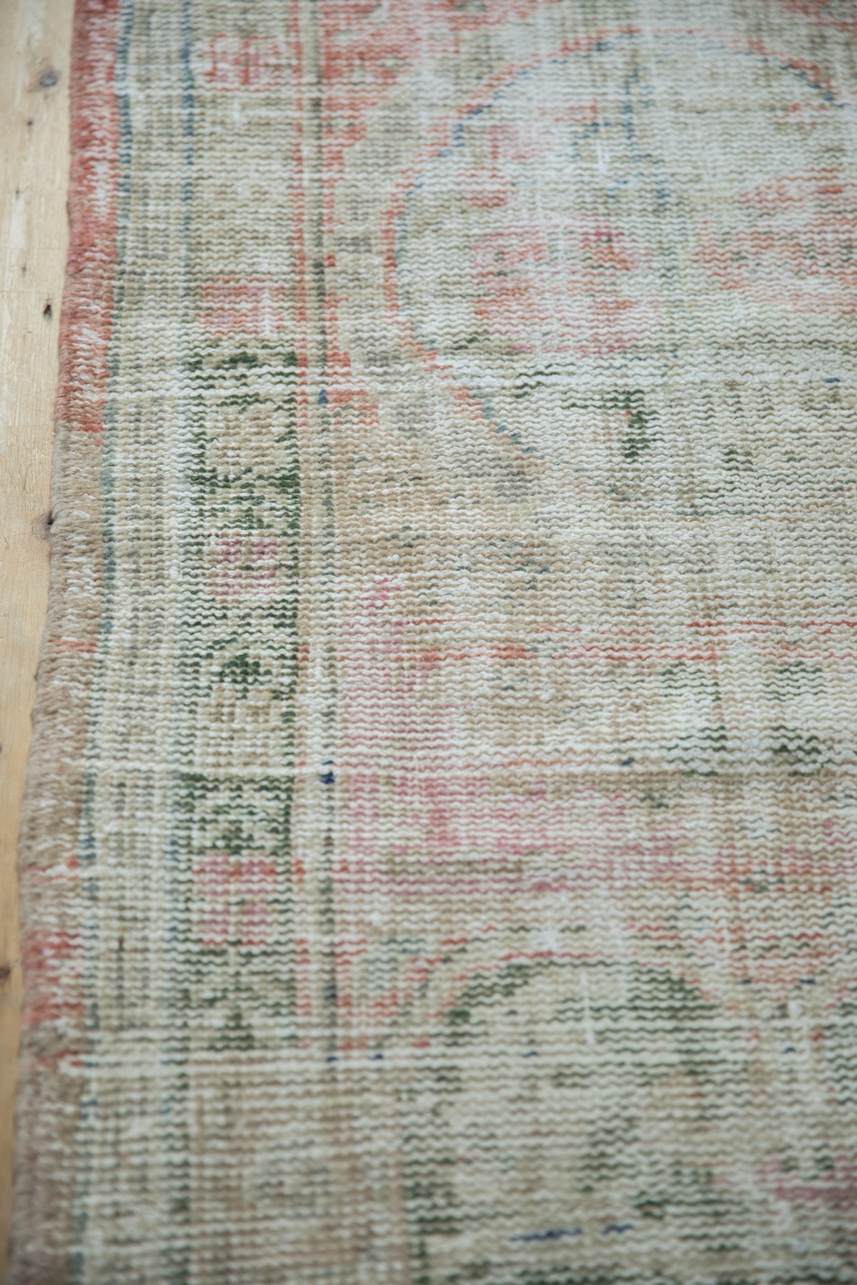 Vintage Distressed Oushak Rug // ONH Item: 11668, Image 4