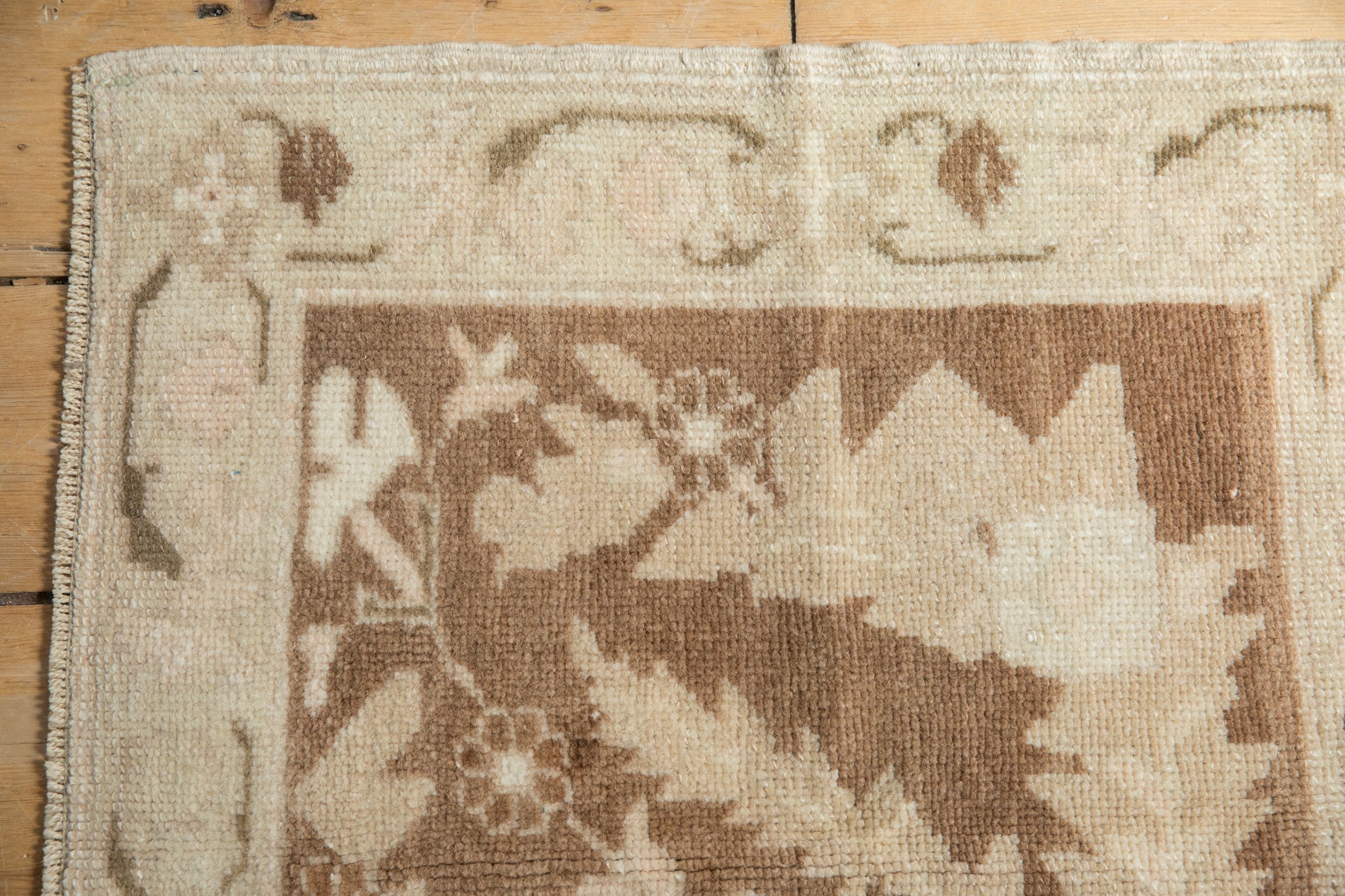 Vintage Distressed Oushak Square Rug Mat // ONH Item: 11720, Image 2