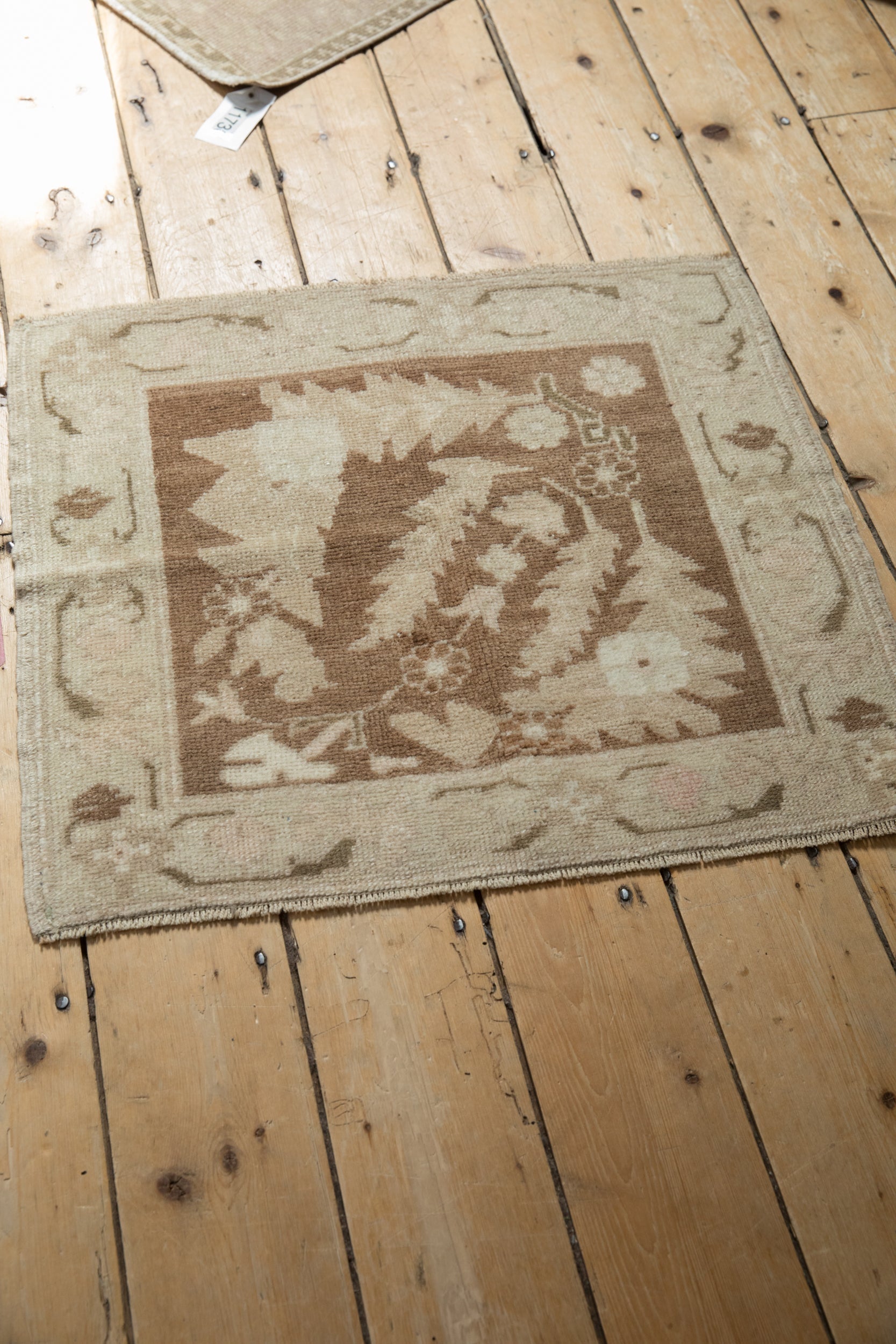 Vintage Distressed Oushak Square Rug Mat // ONH Item: 11720, Image 4