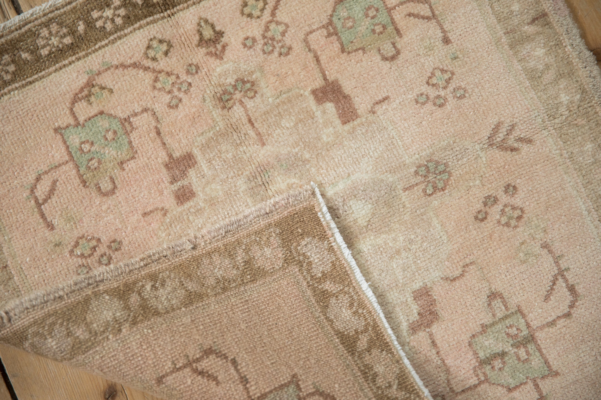 Vintage Distressed Oushak Square Rug Mat // ONH Item: 11722, Image 5