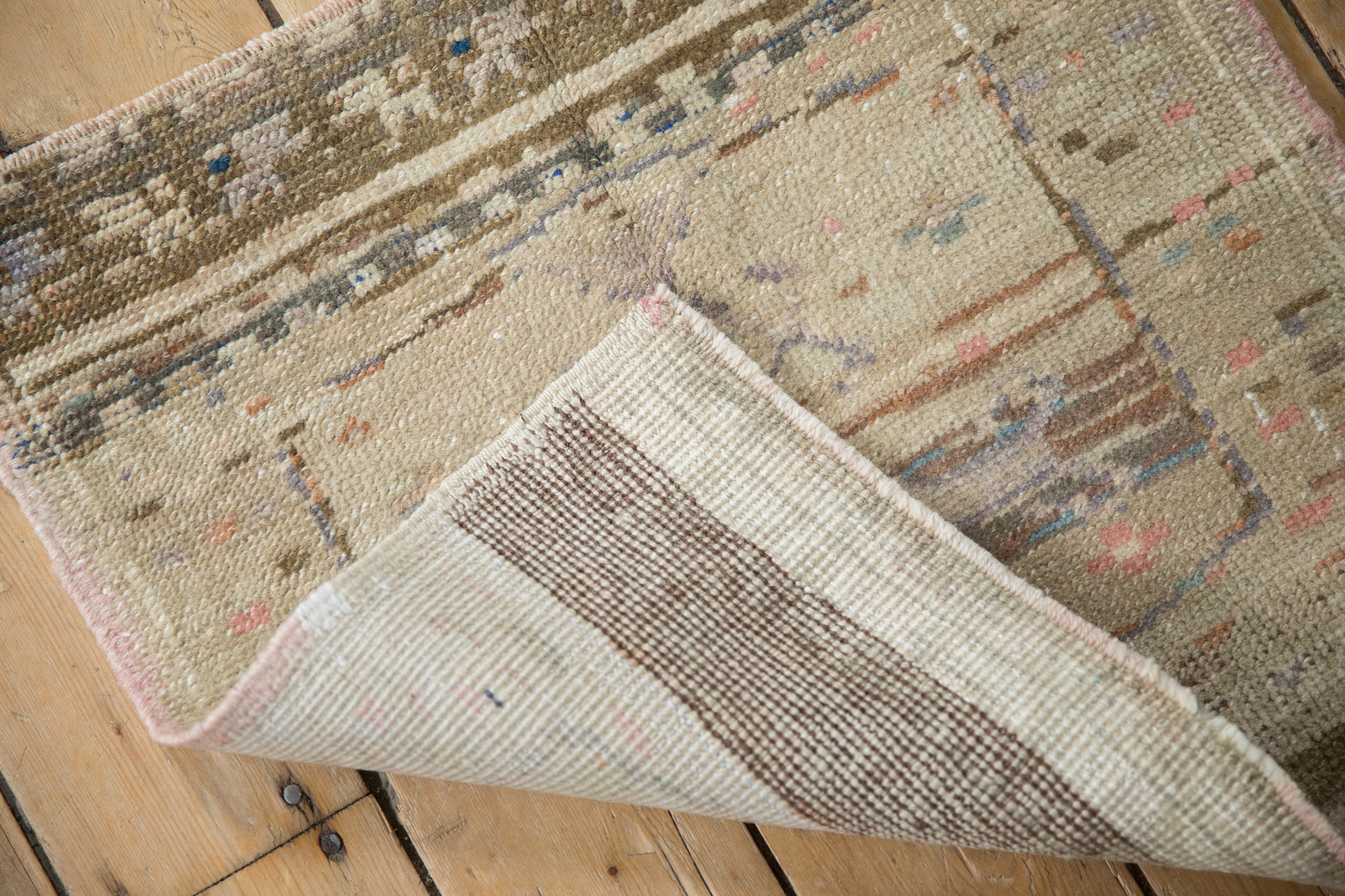 Vintage Distressed Oushak Square Rug Mat // ONH Item: 11724, Image 5