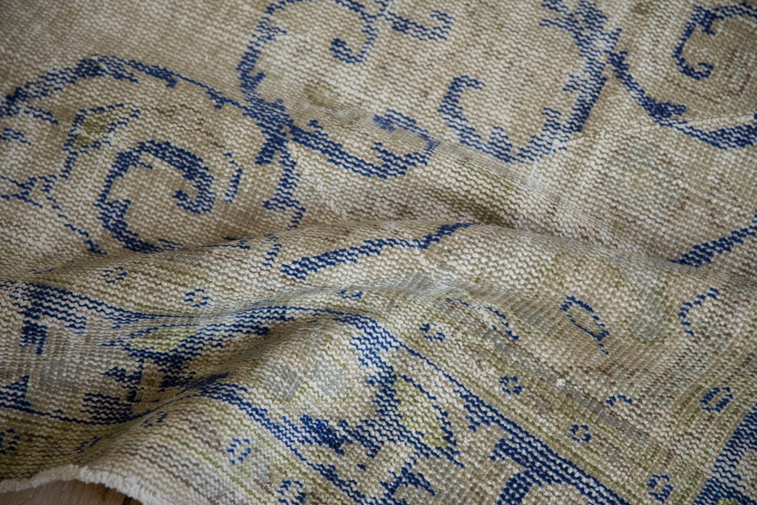 Vintage Distressed Oushak Carpet // ONH Item: 11777, Image 9