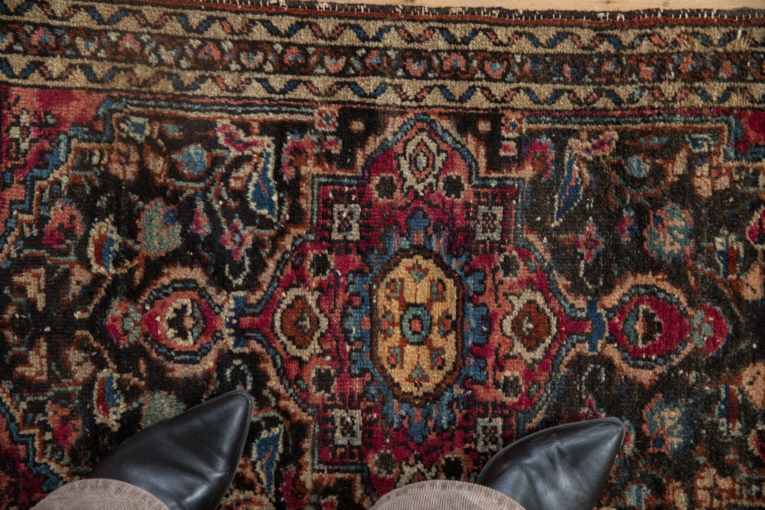 2x2.5 Vintage Lilihan Square Rug Mat // ONH Item 11820 Image 2