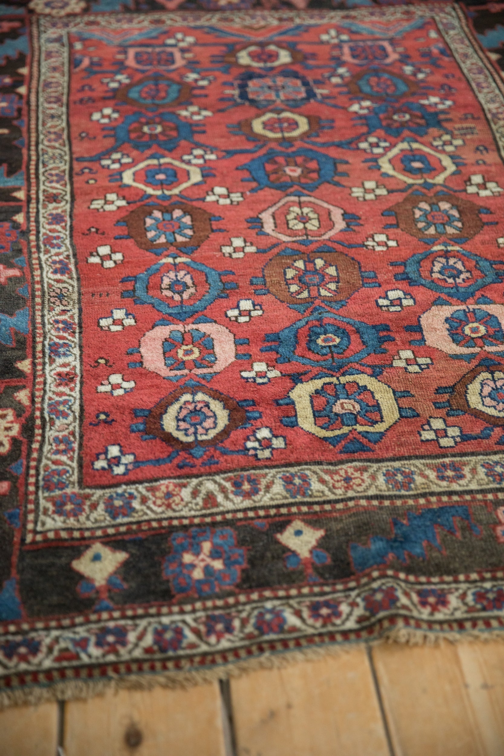 4x5.5 Antique Kurdish Bijar Rug // ONH Item 12010 Image 4