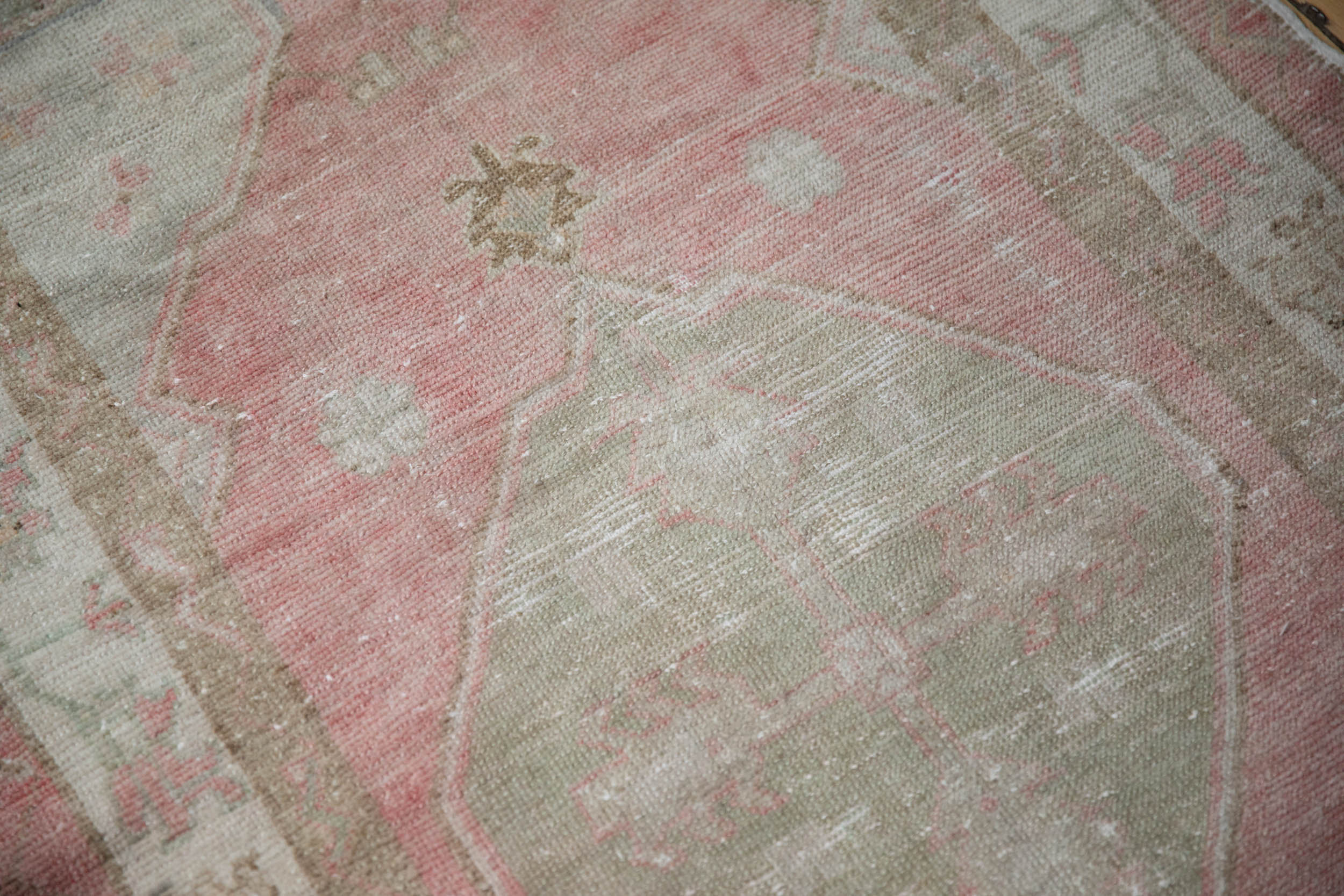 Vintage Distressed Oushak Rug // ONH Item: 12052, Image 6