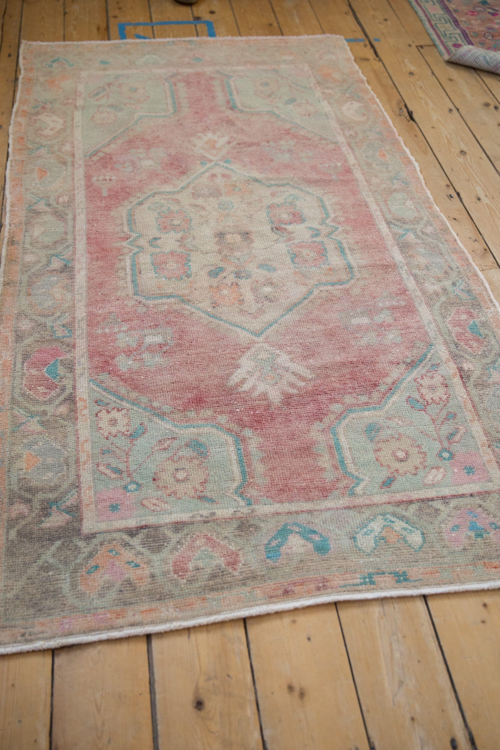 Vintage Distressed Oushak Rug // ONH Item: 12149, Image 5