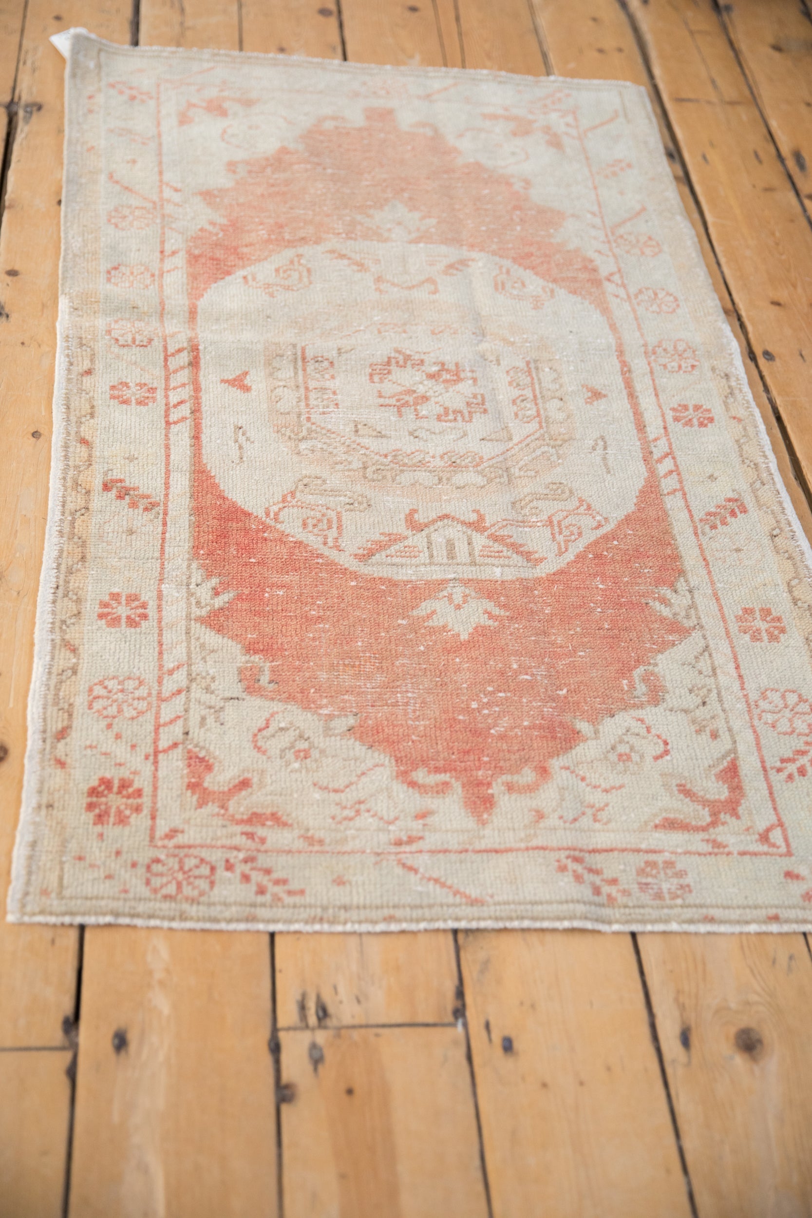 Vintage Distressed Oushak Rug // ONH Item: 12164, Image 3