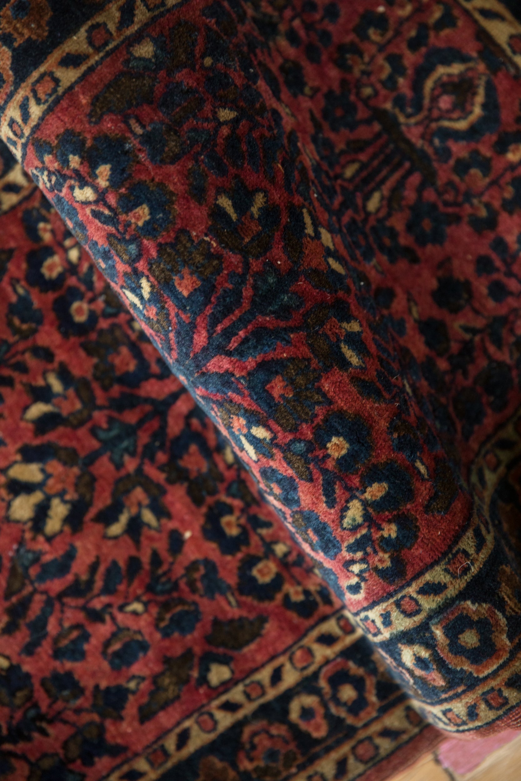 Antique Fine Sarouk Rug Mat // ONH Item: 12188, Image 6