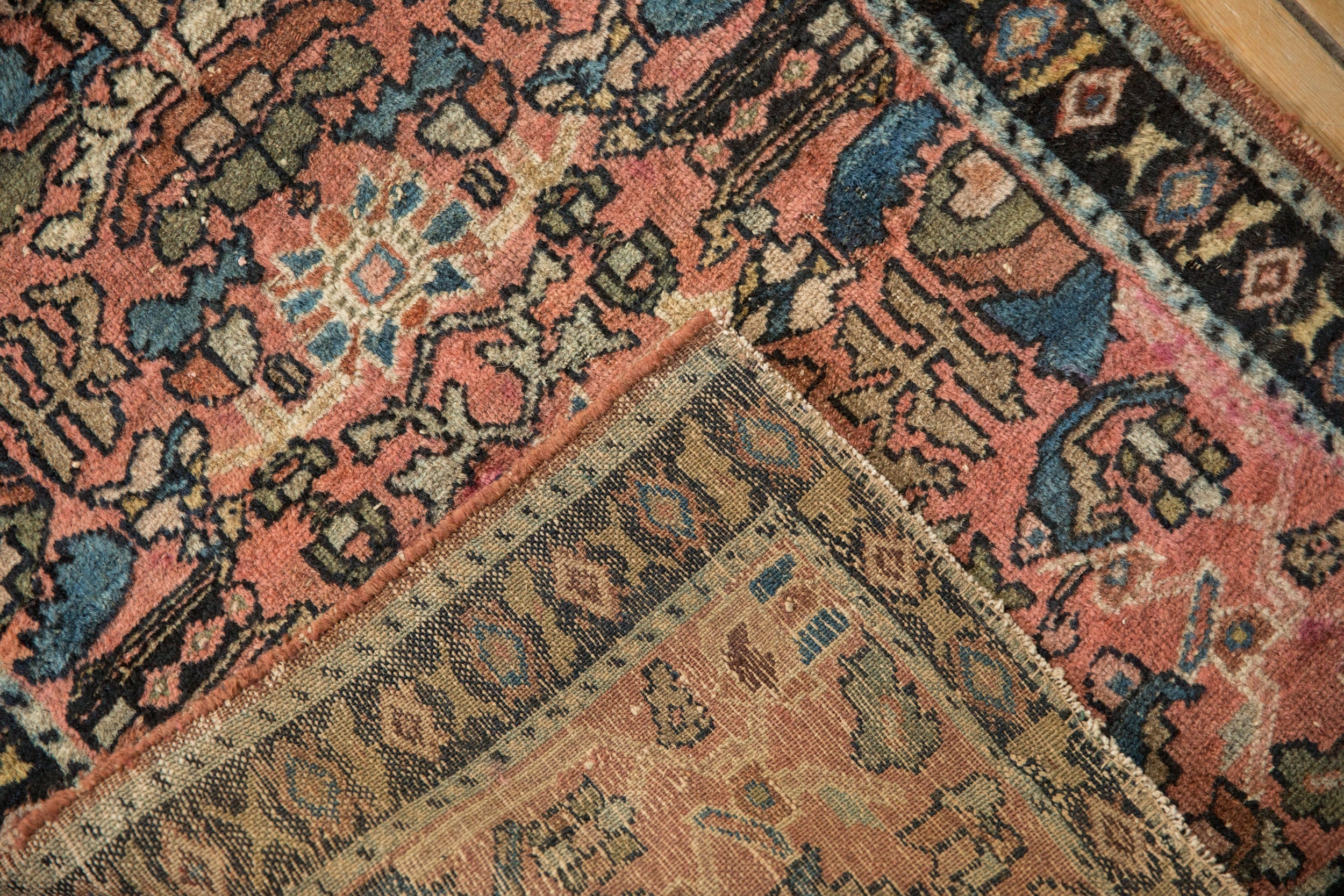 Antique Lilihan Square Rug Mat // ONH Item: 12189, Image 7