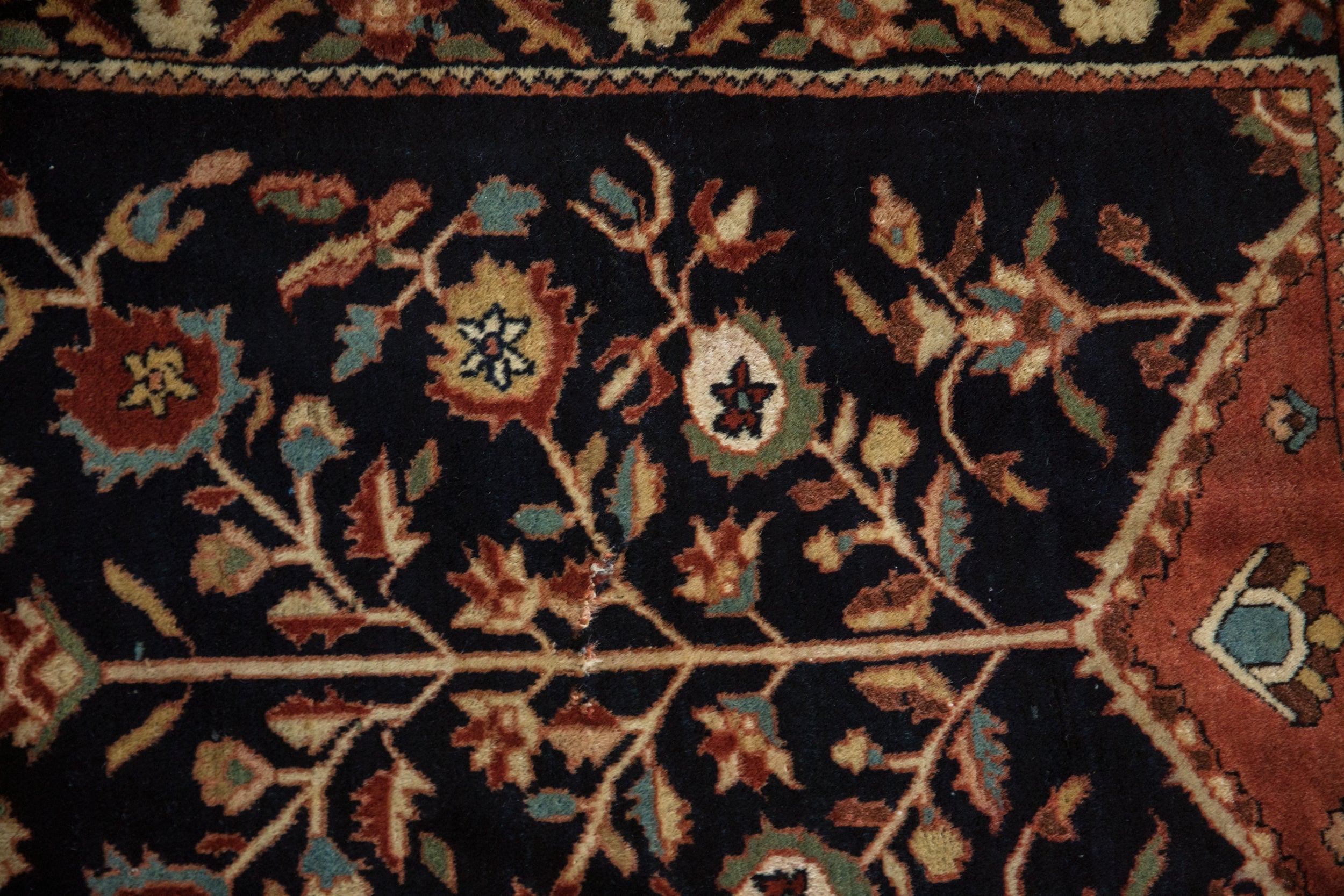 Antique Farahan Sarouk Square Rug Mat // ONH Item: 12197, Image 2