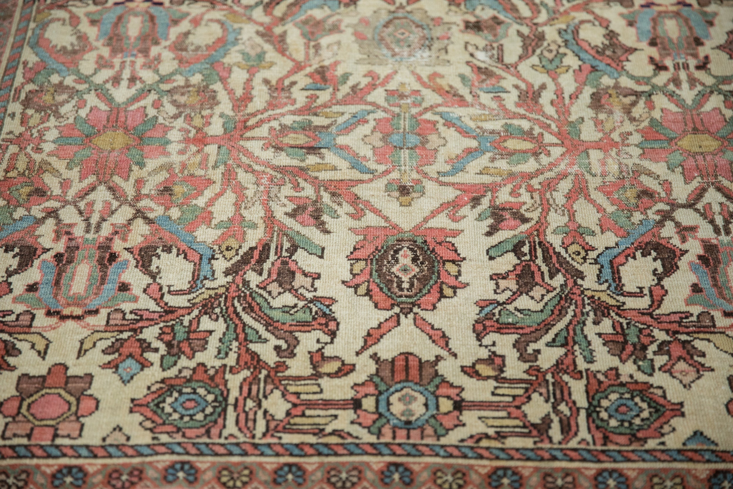 Antique Fine Malayer Rug // ONH Item: 12301, Image 3