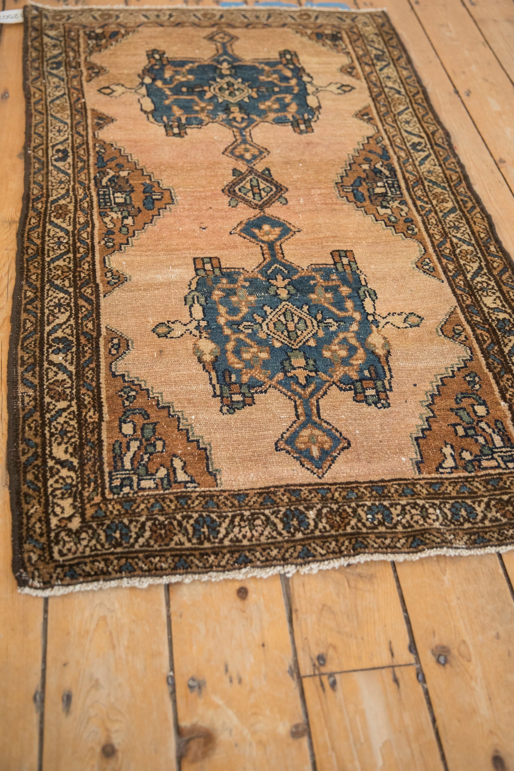 Vintage Mehriban Rug // ONH Item: 12507, Image 3