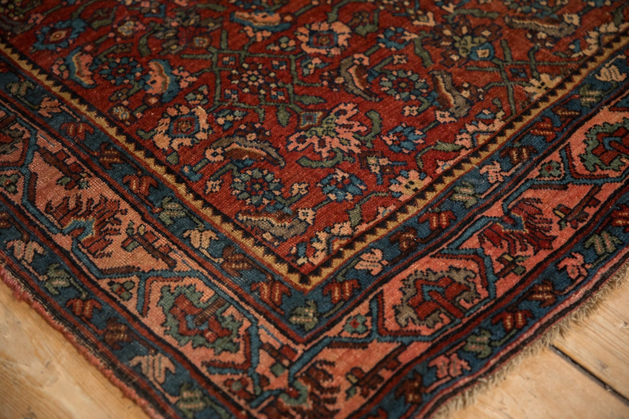 Antique Bijar Rug // ONH Item: 12519, Image 4