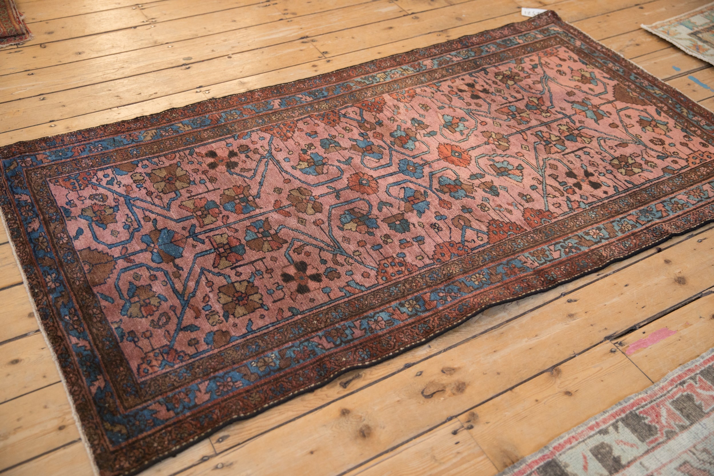 Antique Fine Lilihan Rug // ONH Item: 12521, Image 5