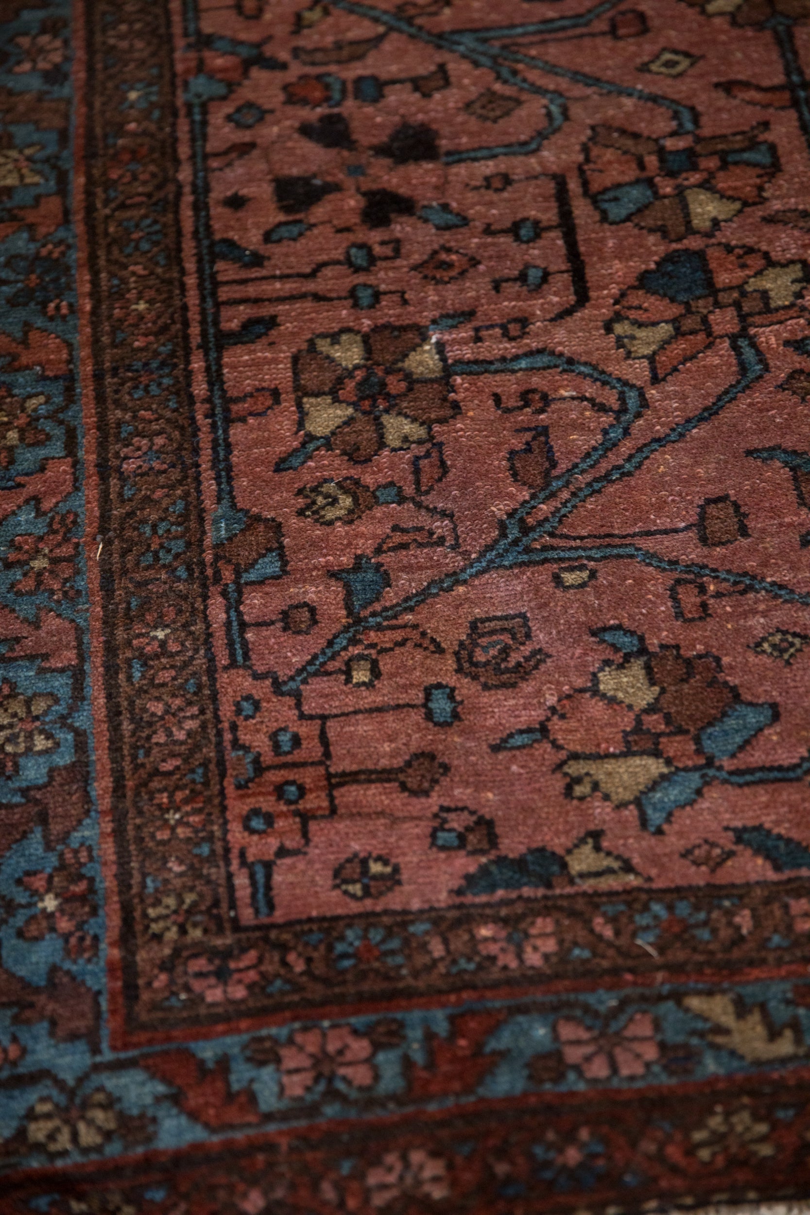 Antique Fine Lilihan Rug // ONH Item: 12521, Image 8