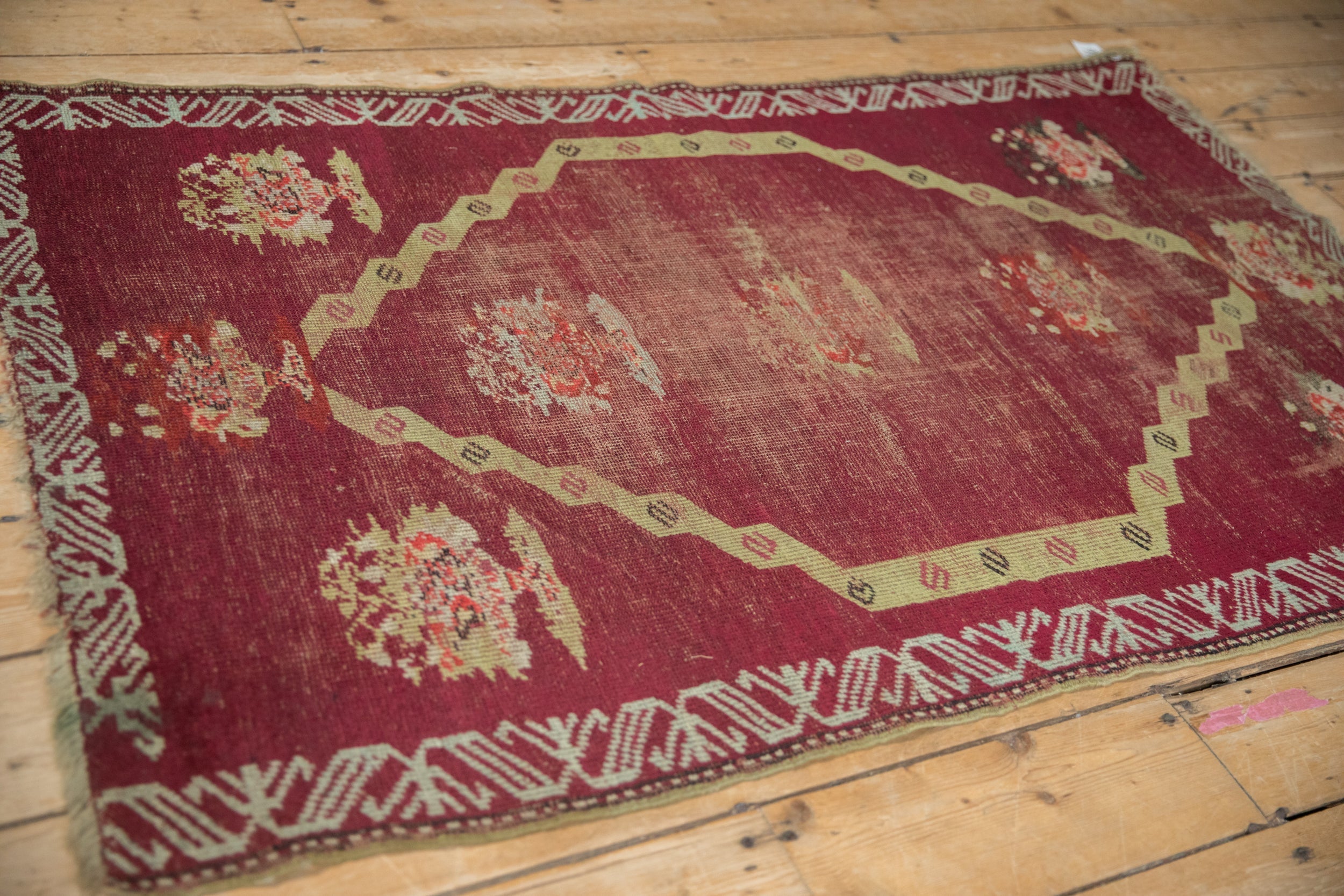 Antique Anatolian Rug // ONH Item: 12546, Image 5