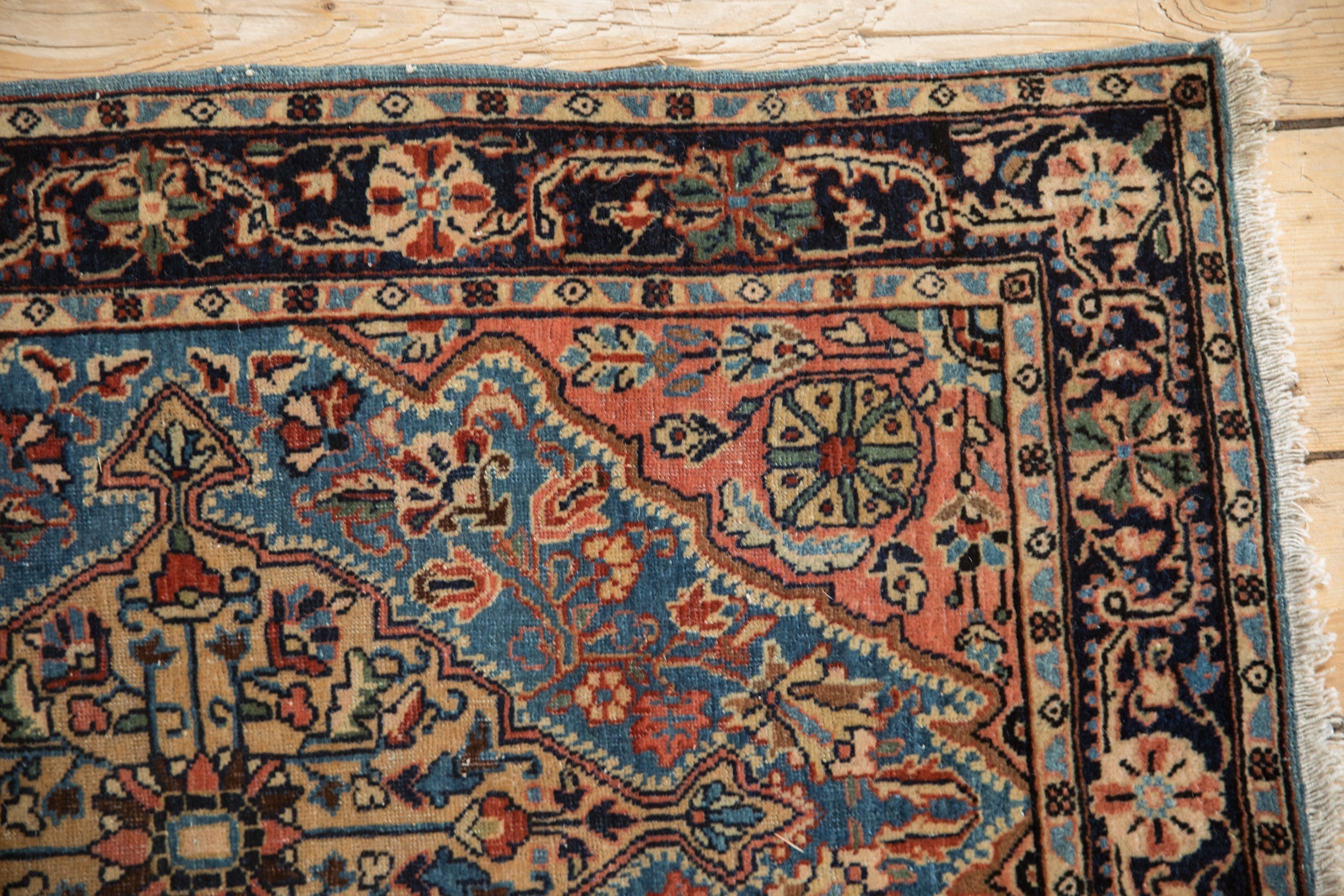 Vintage Farahan Sarouk Rug Mat // ONH Item: 12553, Image 2