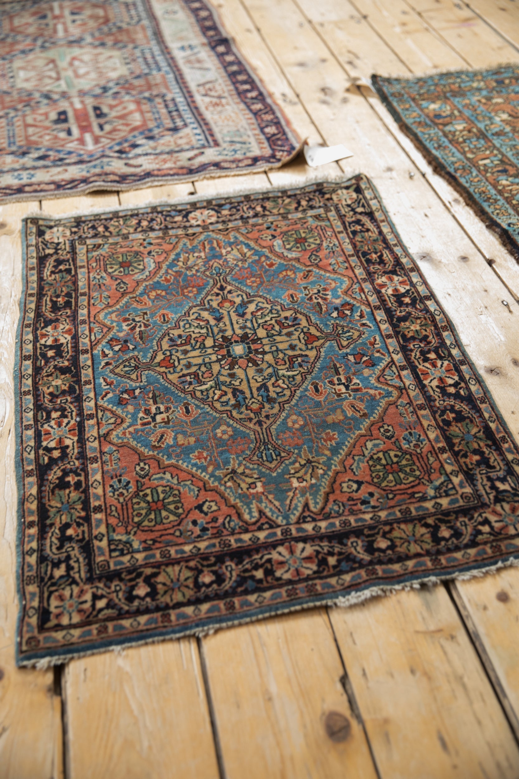 Vintage Farahan Sarouk Rug Mat // ONH Item: 12553, Image 6