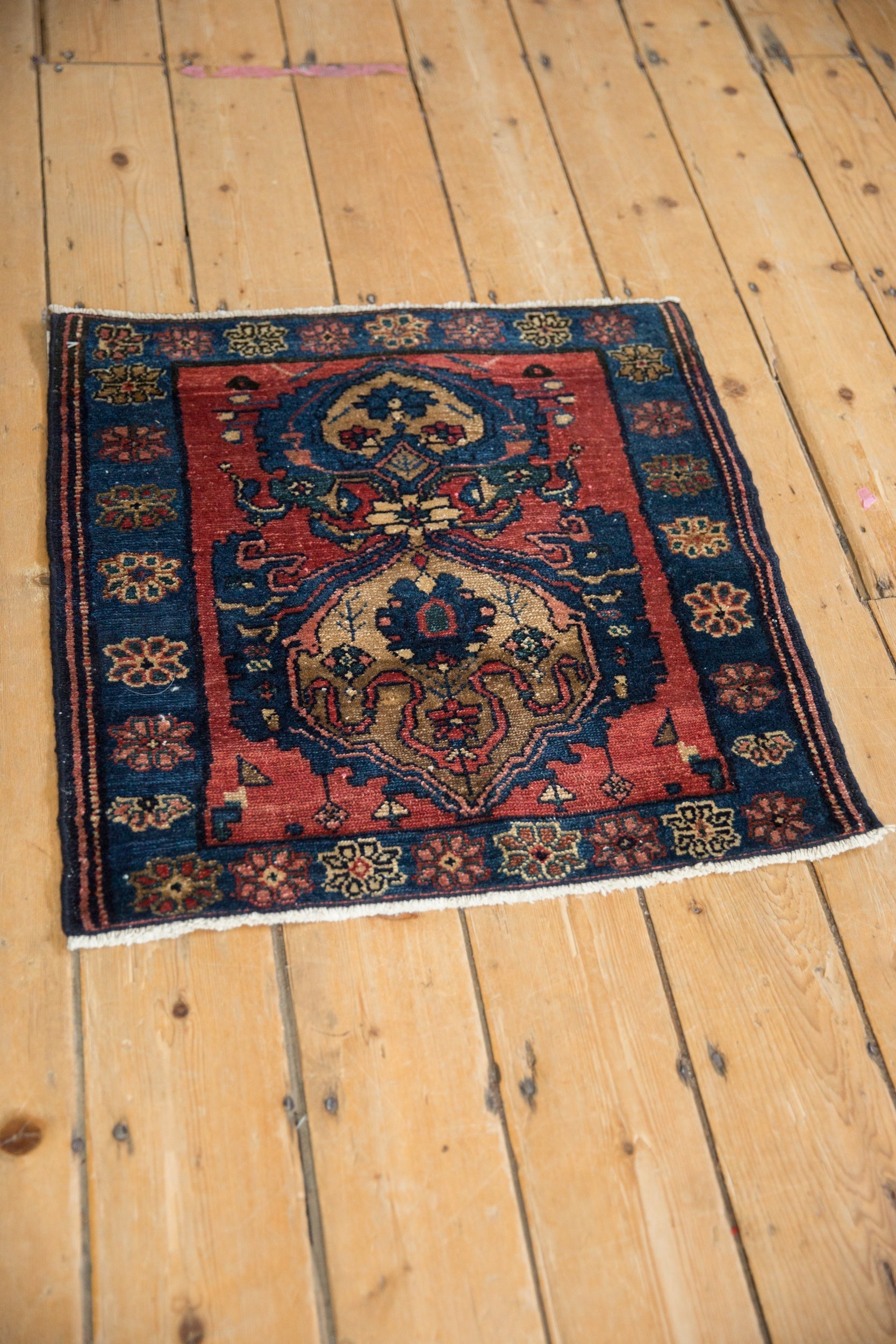 Antique Fine Malayer Square Rug Mat // ONH Item: 12649, Image 3