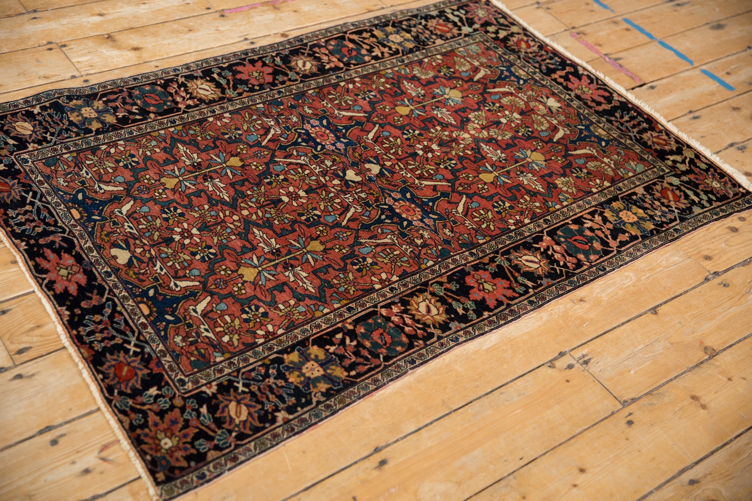 Antique Fine Farahan Sarouk Rug // ONH Item: 12654, Image 5