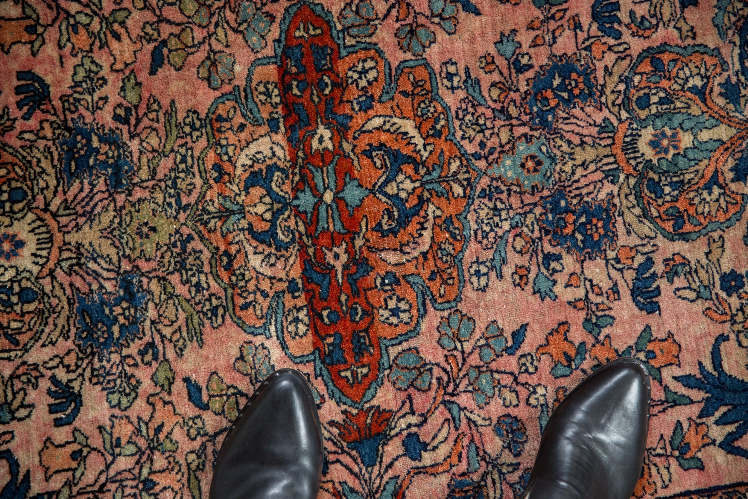 Antique Fine Farahan Sarouk Rug // ONH Item: 12660, Image 2