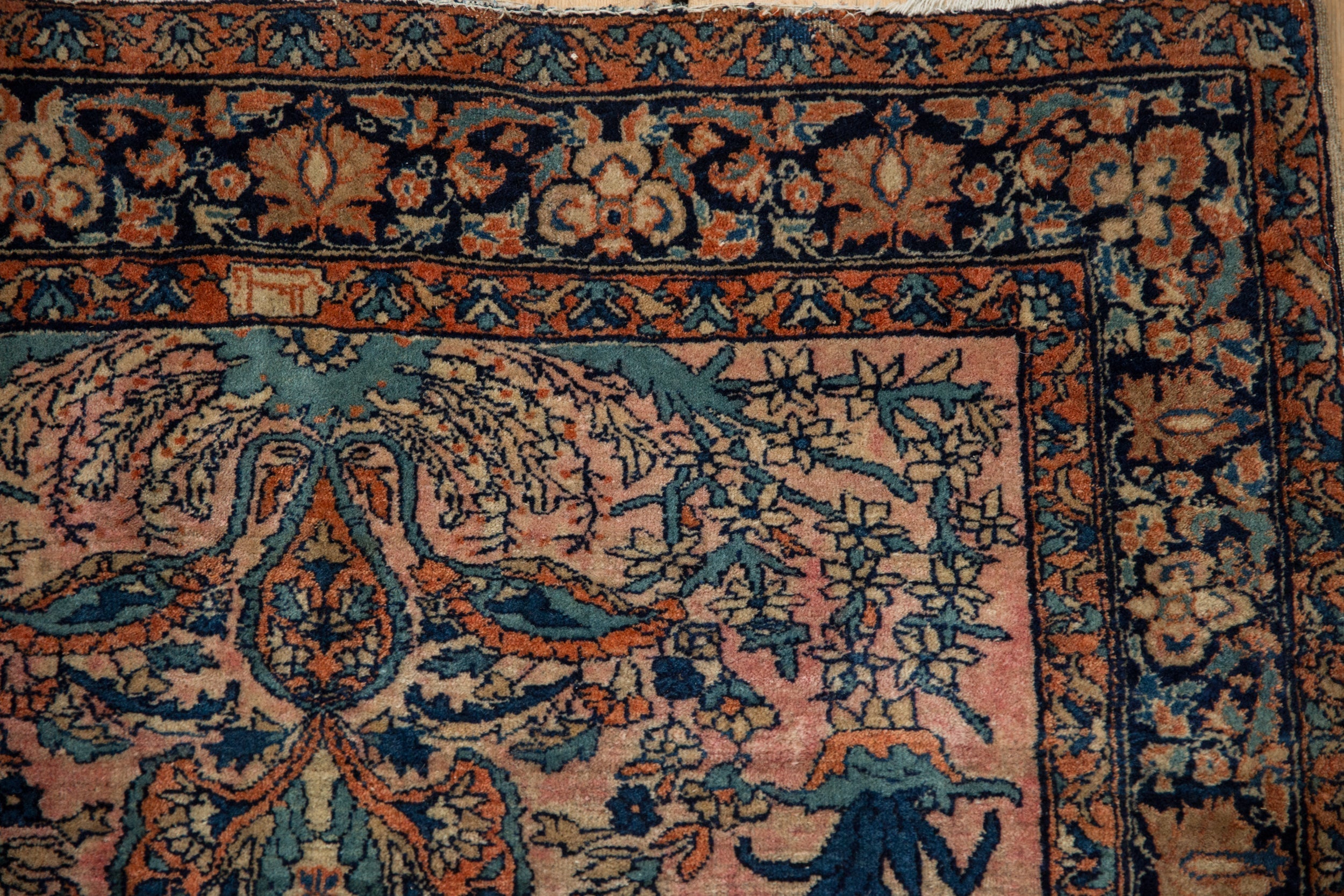 Antique Fine Farahan Sarouk Rug // ONH Item: 12660, Image 3