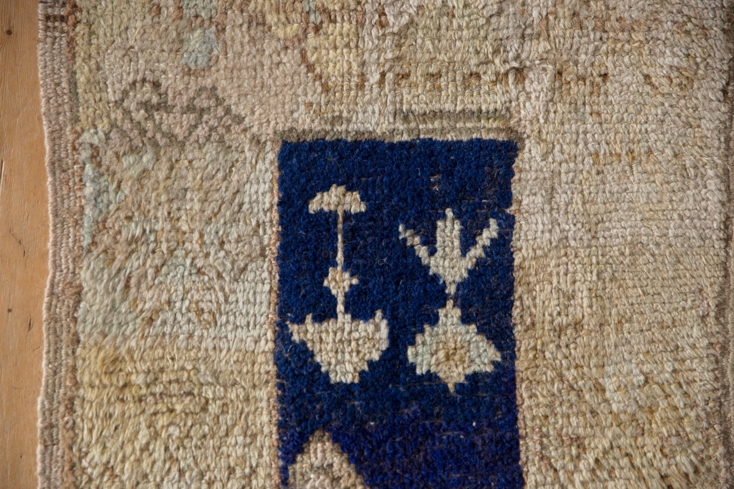 Vintage Distressed Tulu Rug Mat // ONH Item: 12802, Image 6