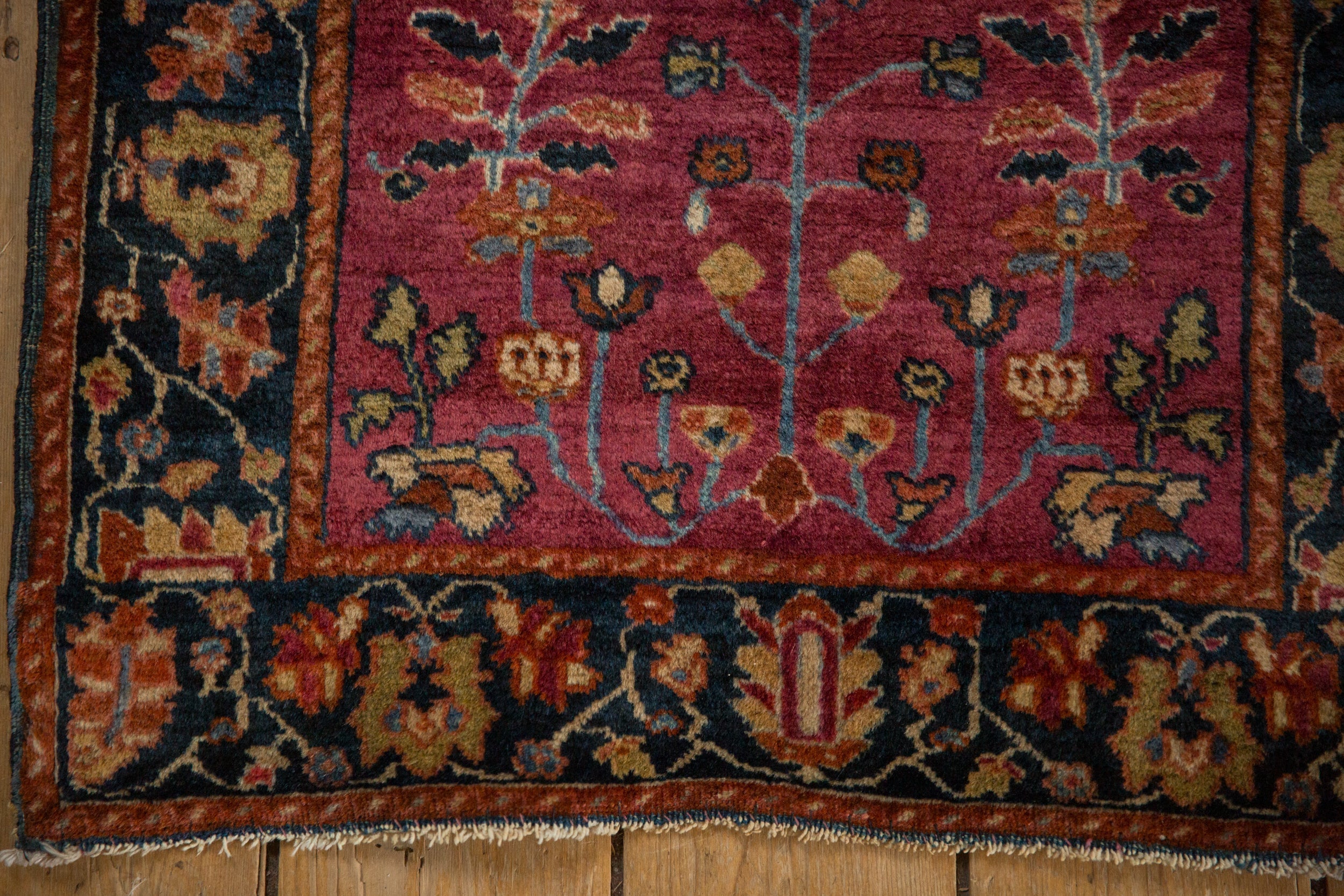 Antique Farahan Sarouk Square Rug Mat // ONH Item: 12817, Image 5