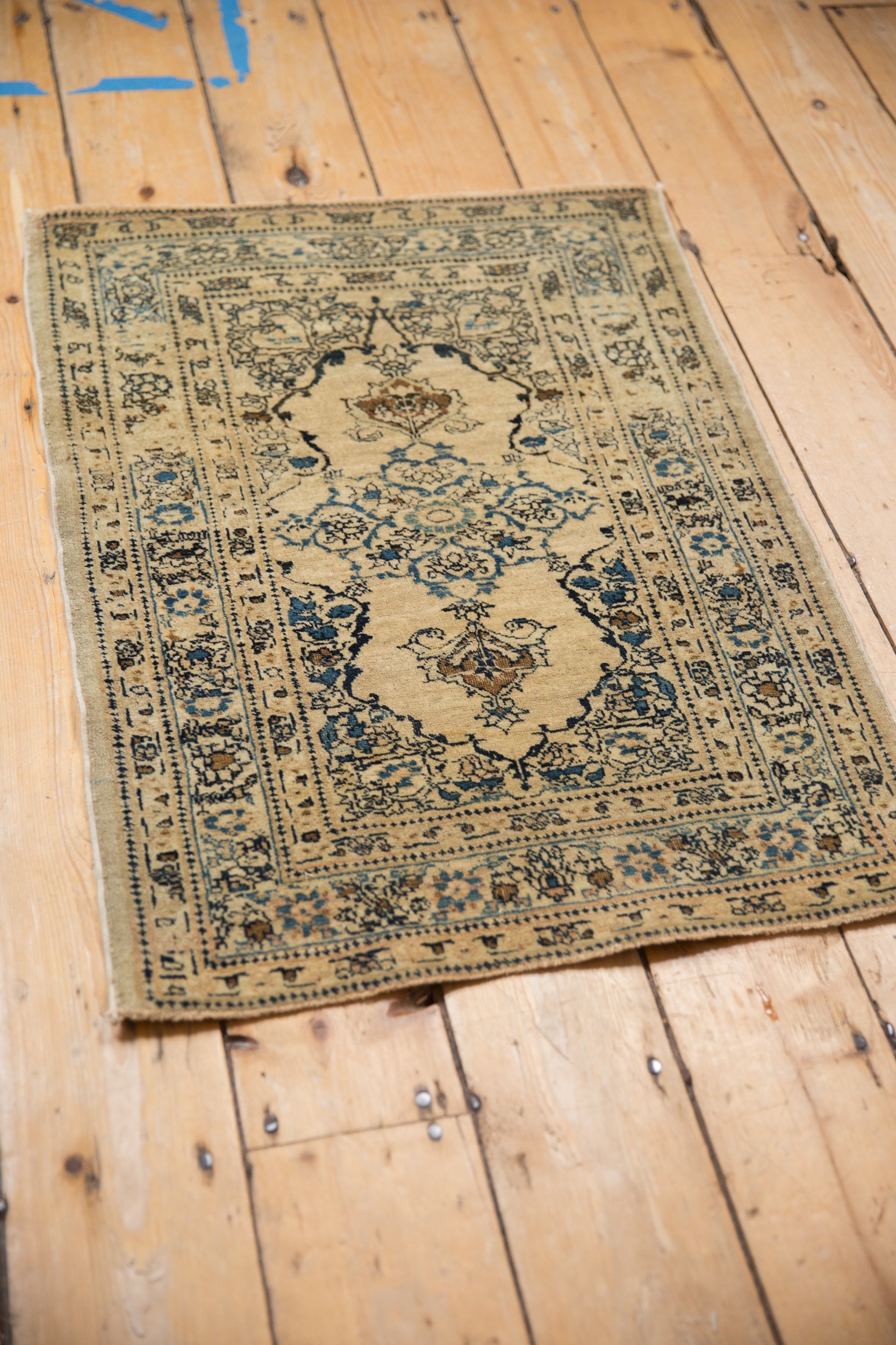 Antique Fine Tabriz Rug Mat // ONH Item: 12839, Image 5