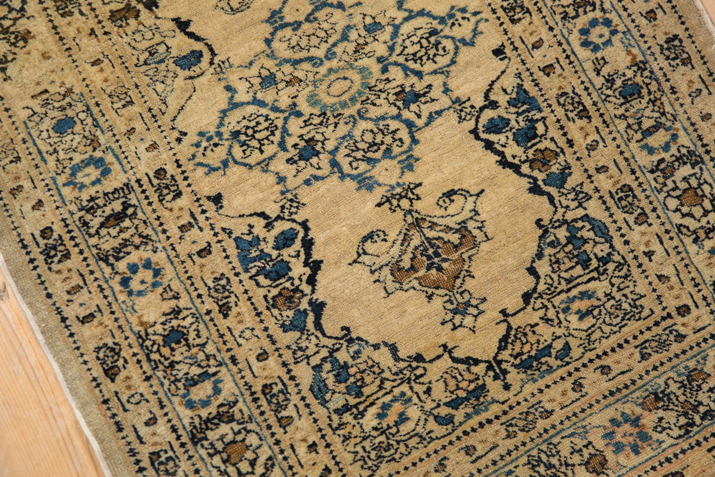 Antique Fine Tabriz Rug Mat // ONH Item: 12839, Image 6